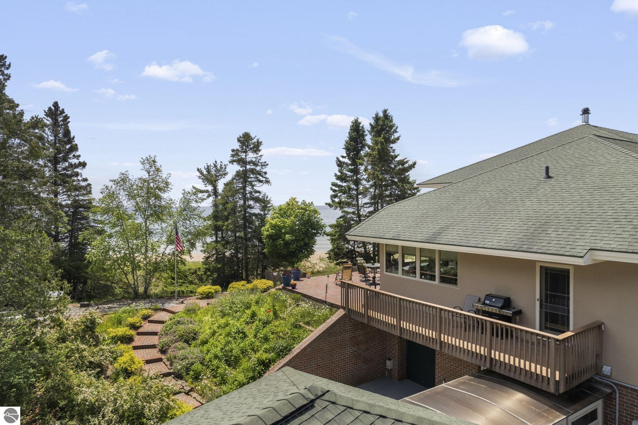 5343 Michibay Drive