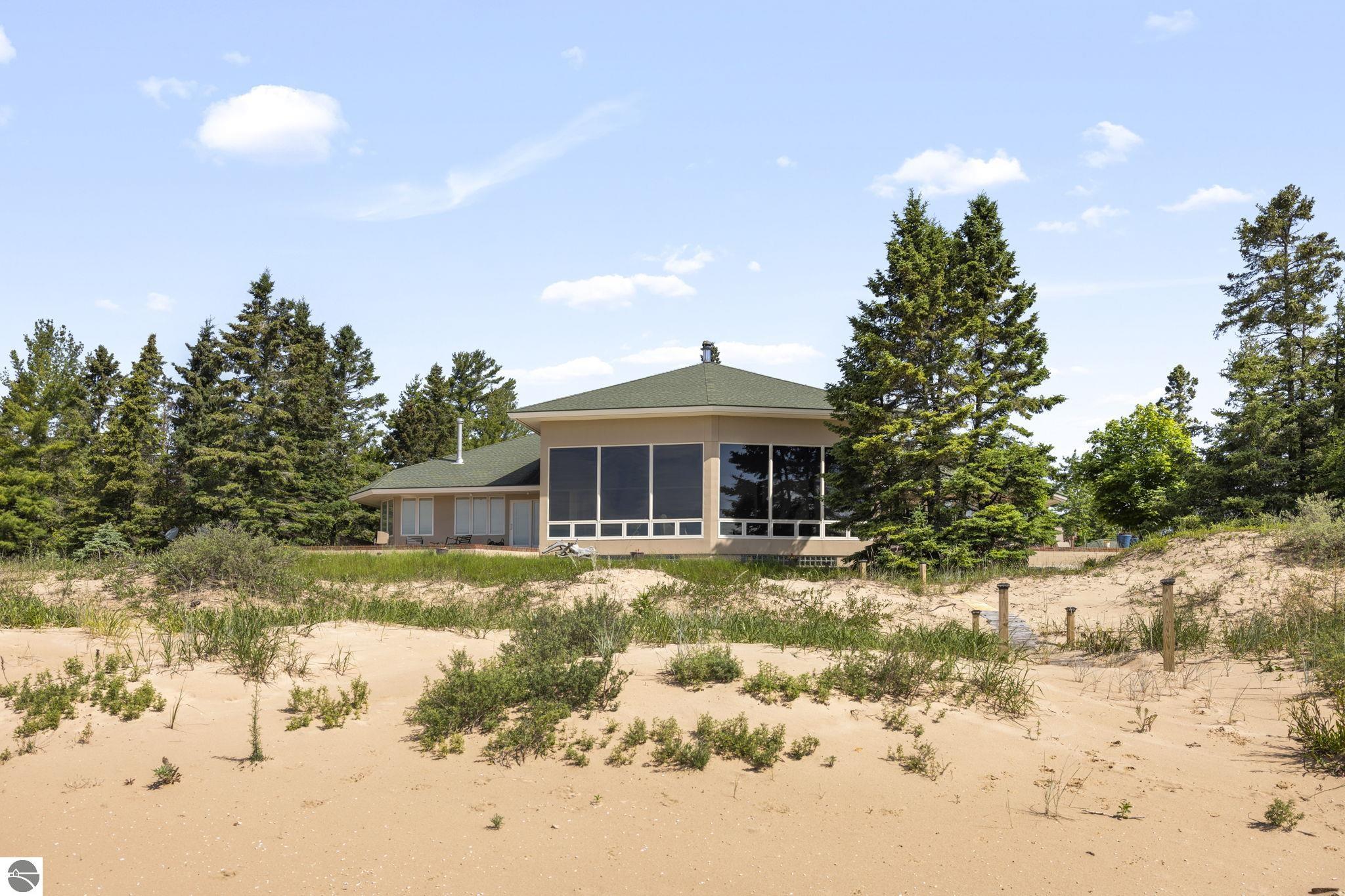 5343 Michibay Drive