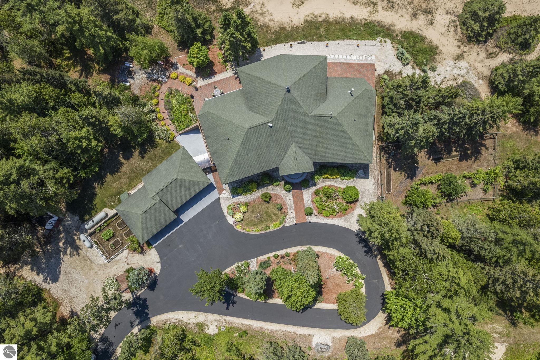 5343 Michibay Drive