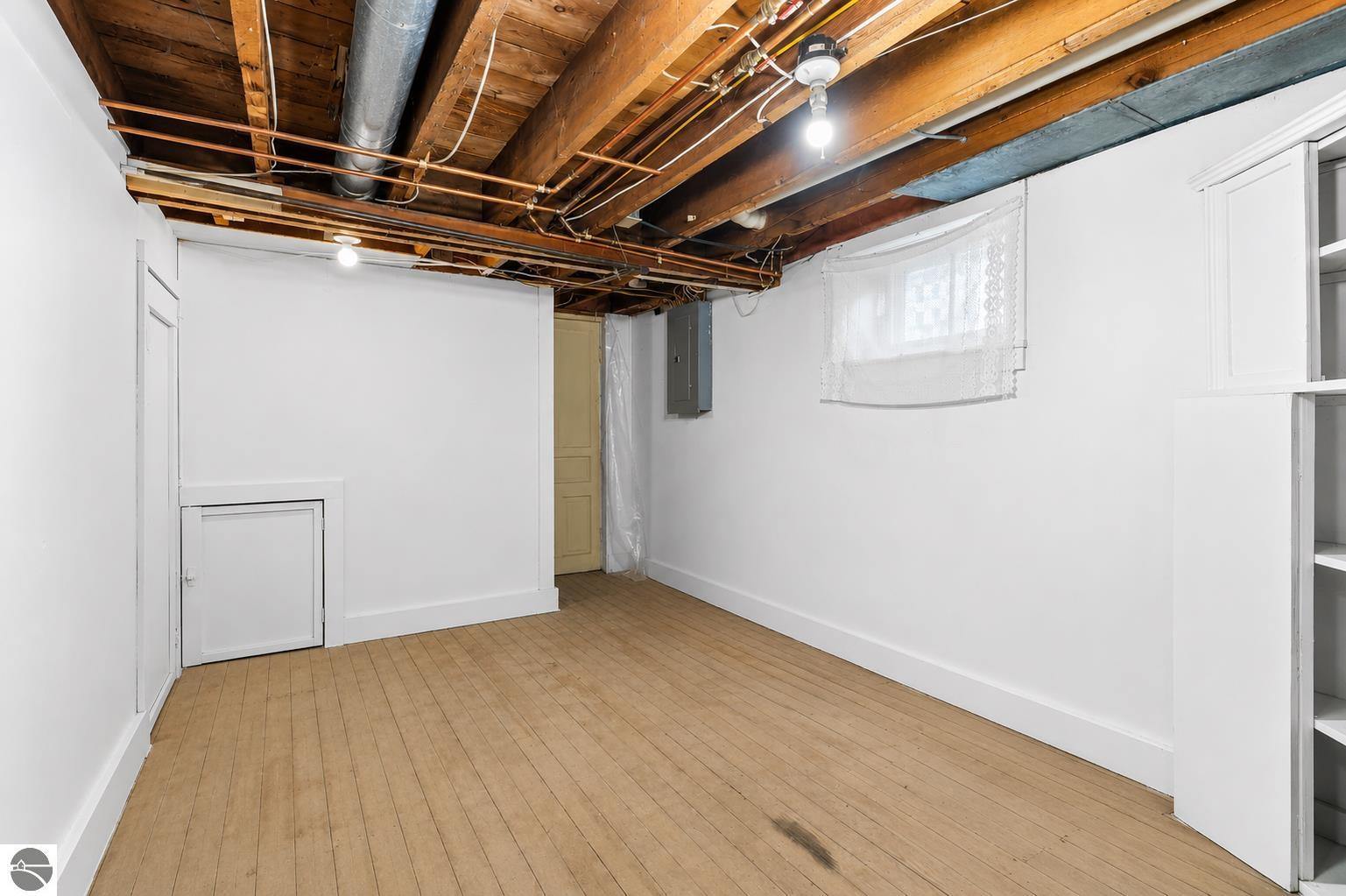 316 W Tenth Street