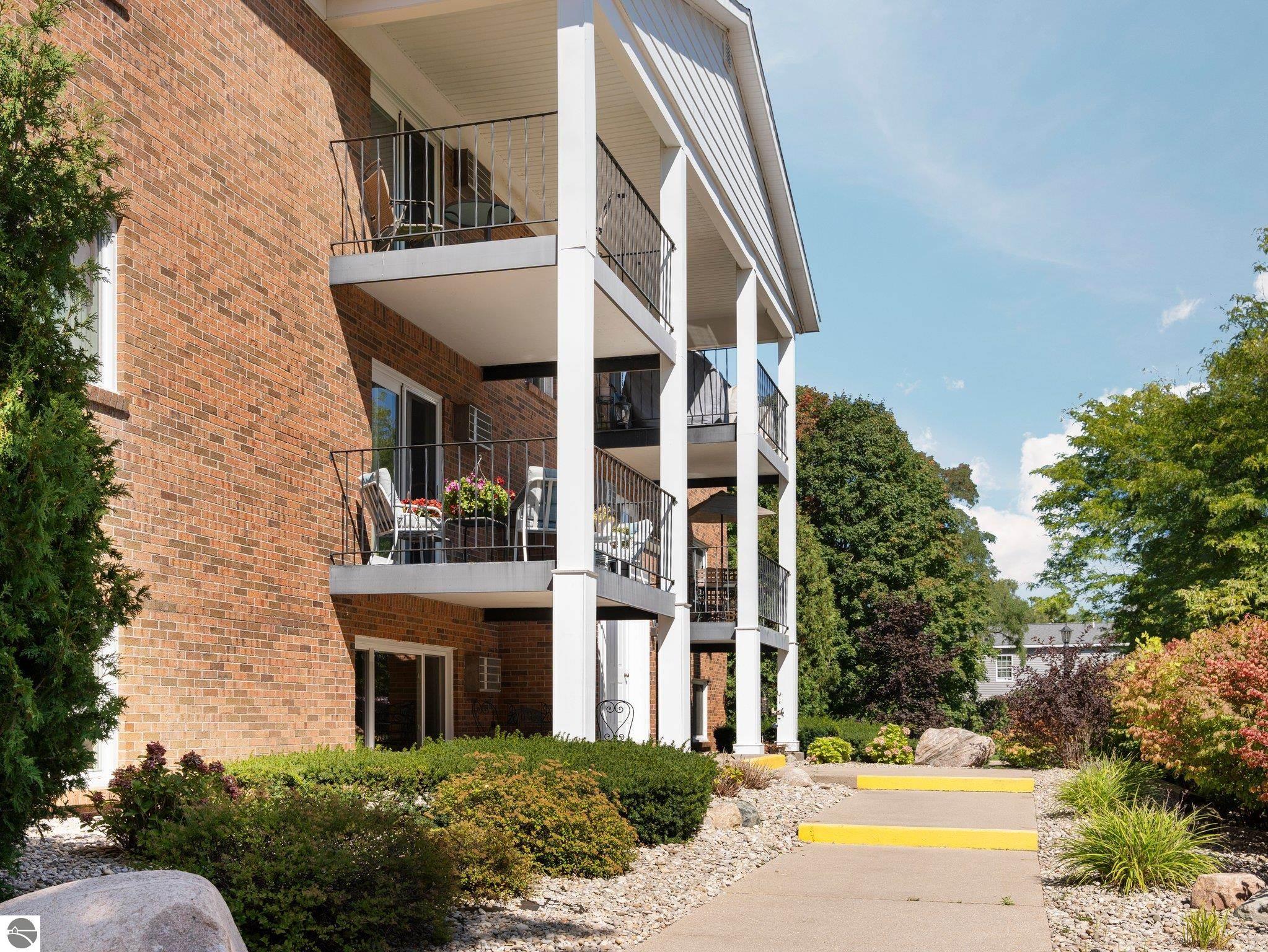 540 Georgetown Drive # 27