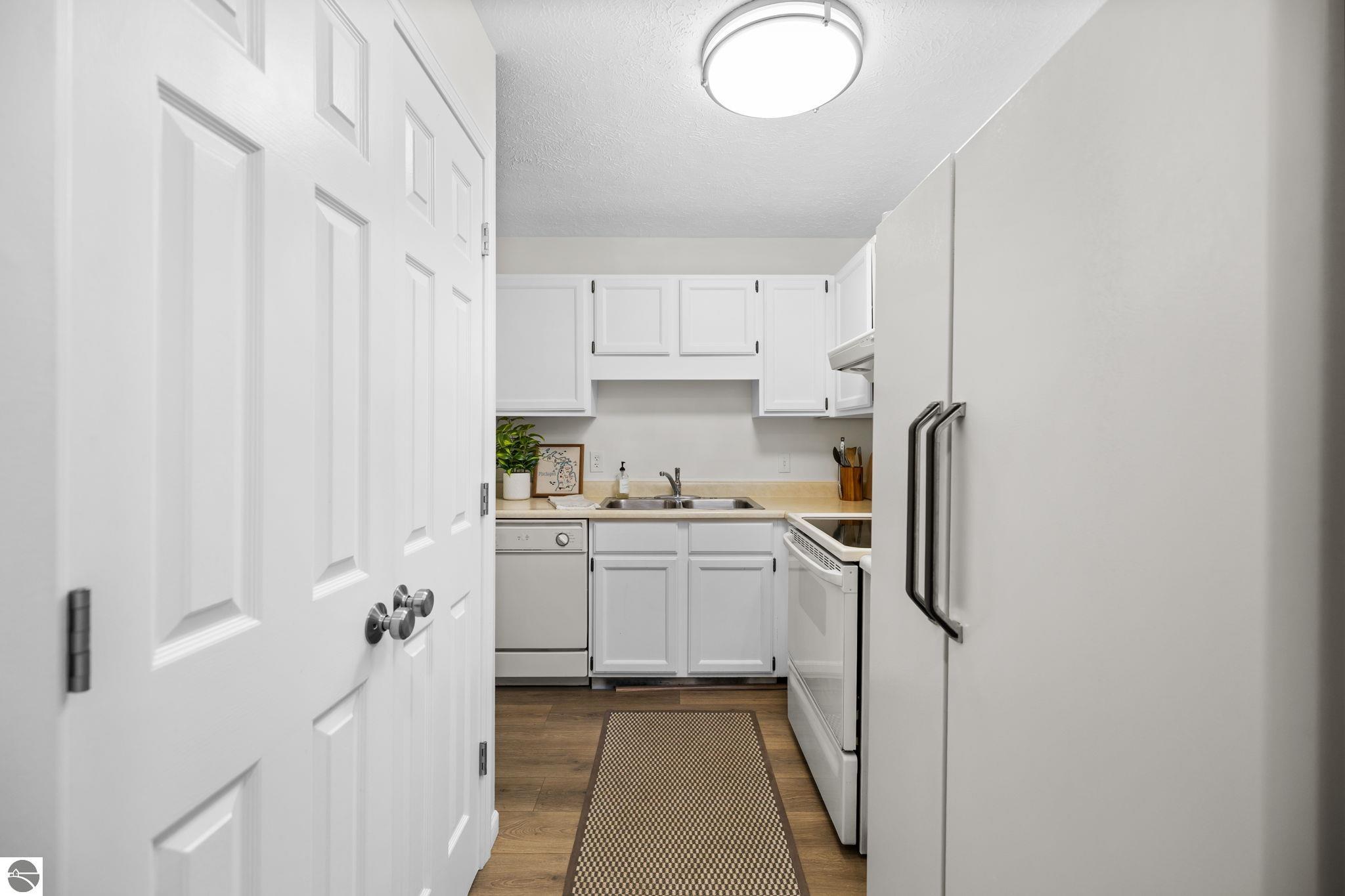 540 Georgetown Drive # 27