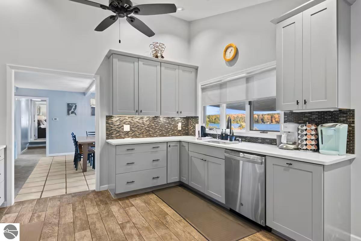 553 S Lake Shore Drive