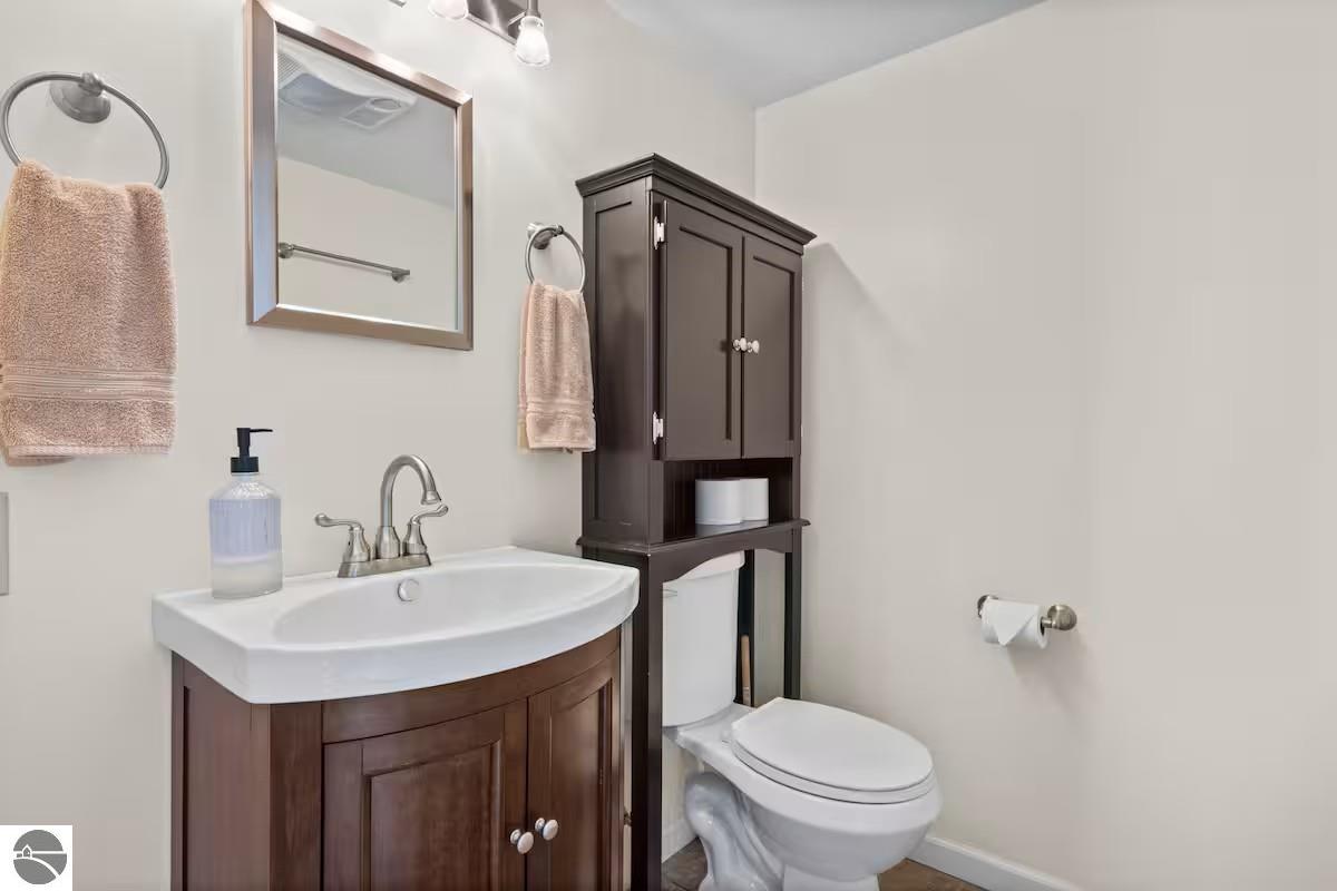 553 S Lake Shore Drive