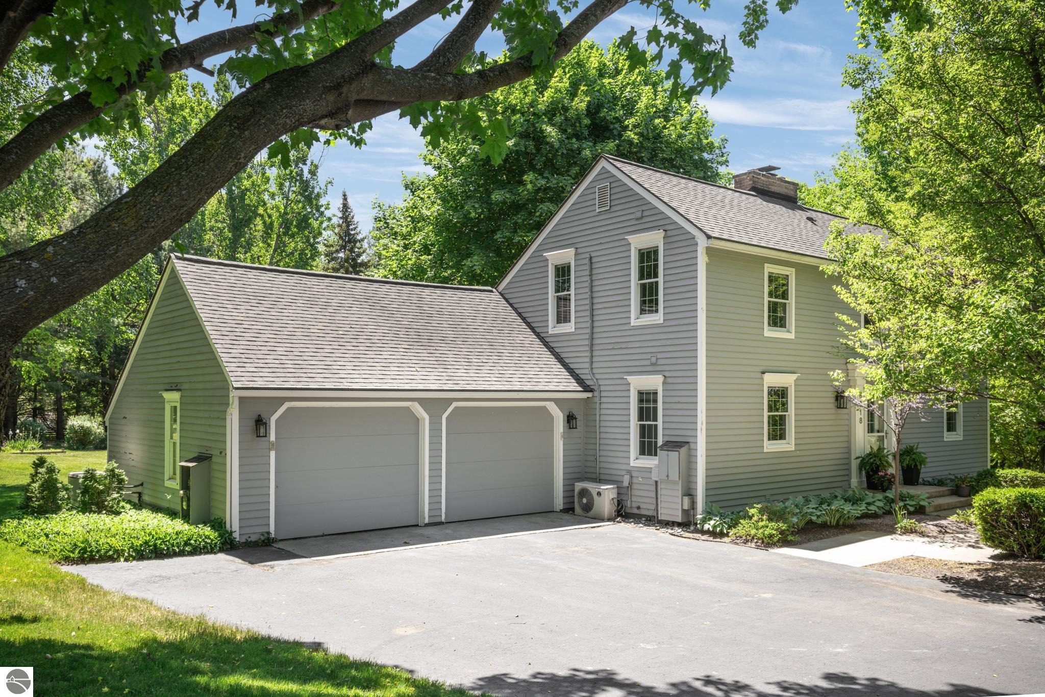 6918 Logan Lane