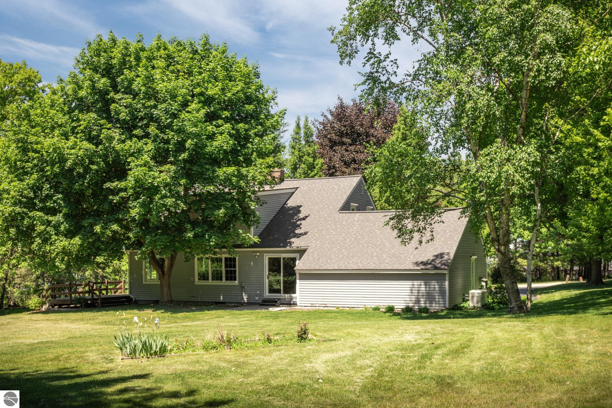 6918 Logan Lane
