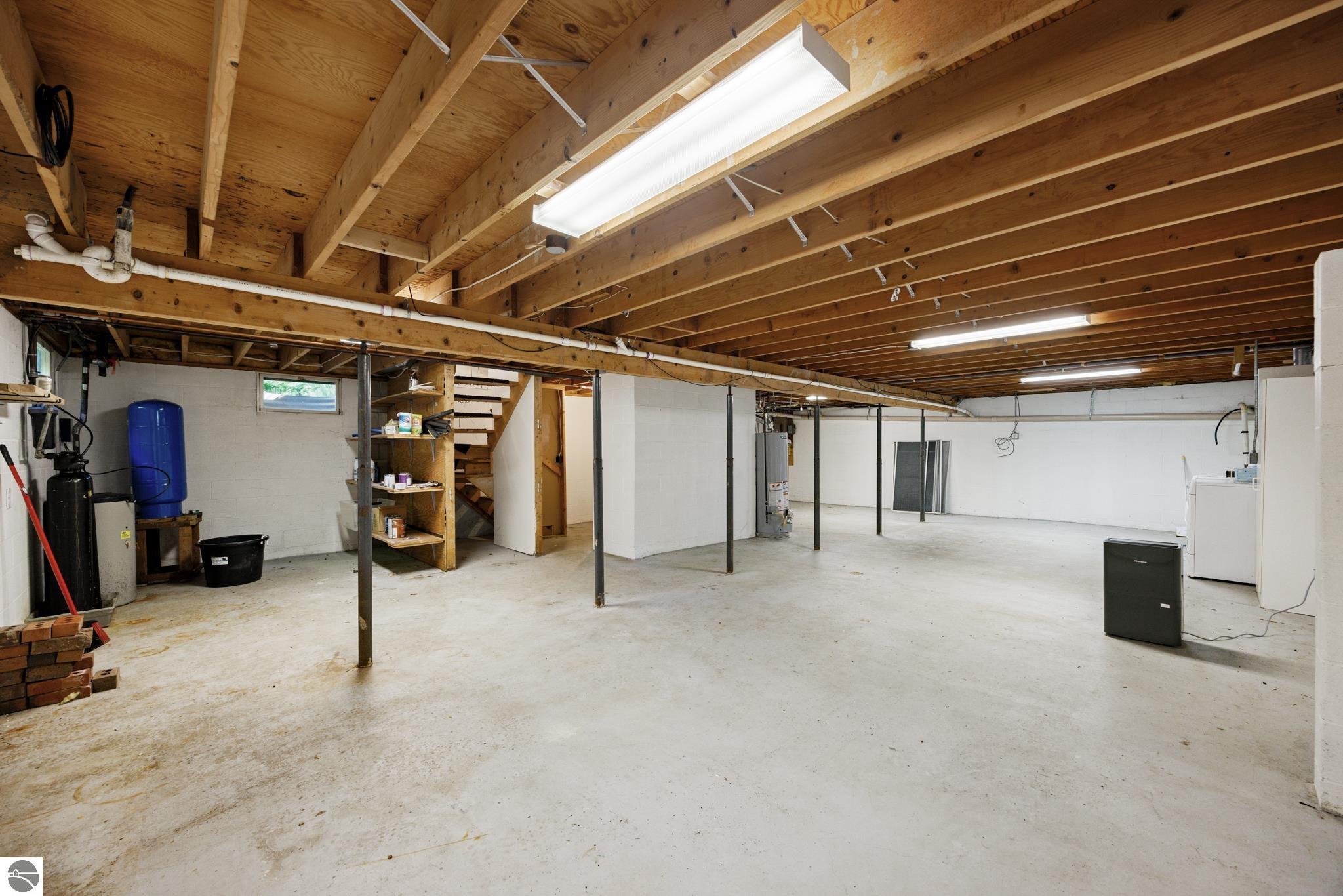 6918 Logan Lane