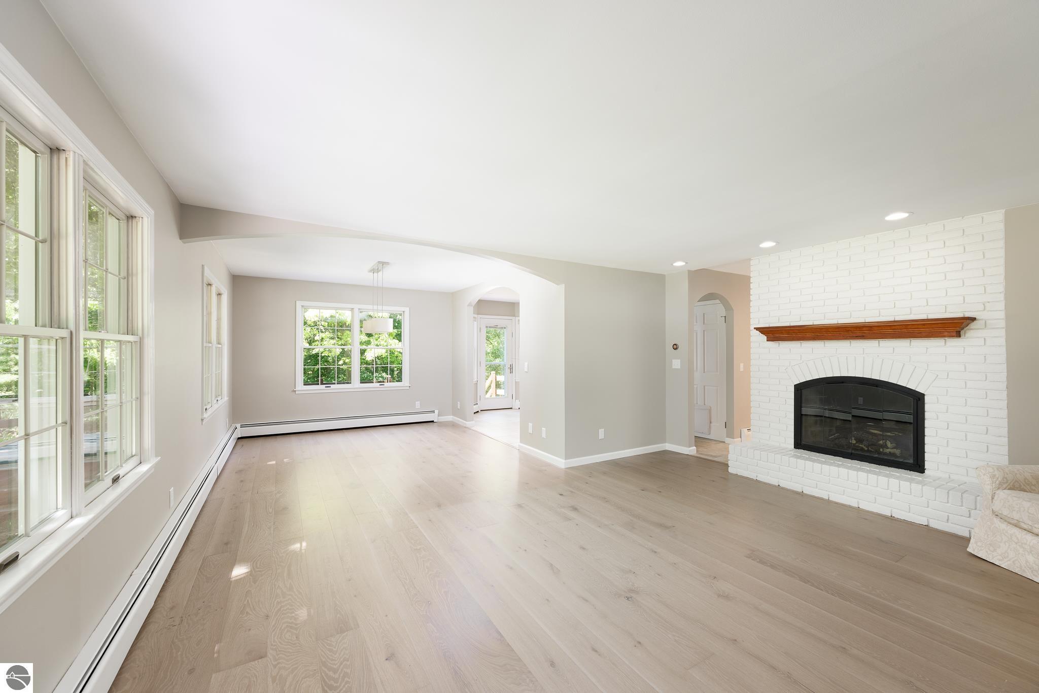 6918 Logan Lane