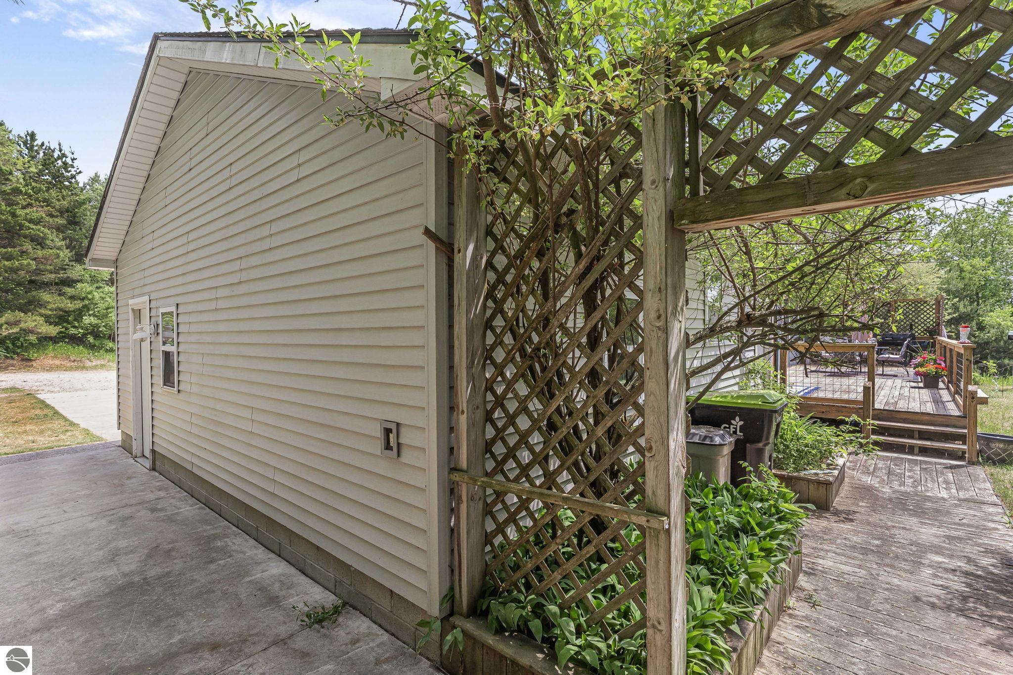 390 S Marshall Road