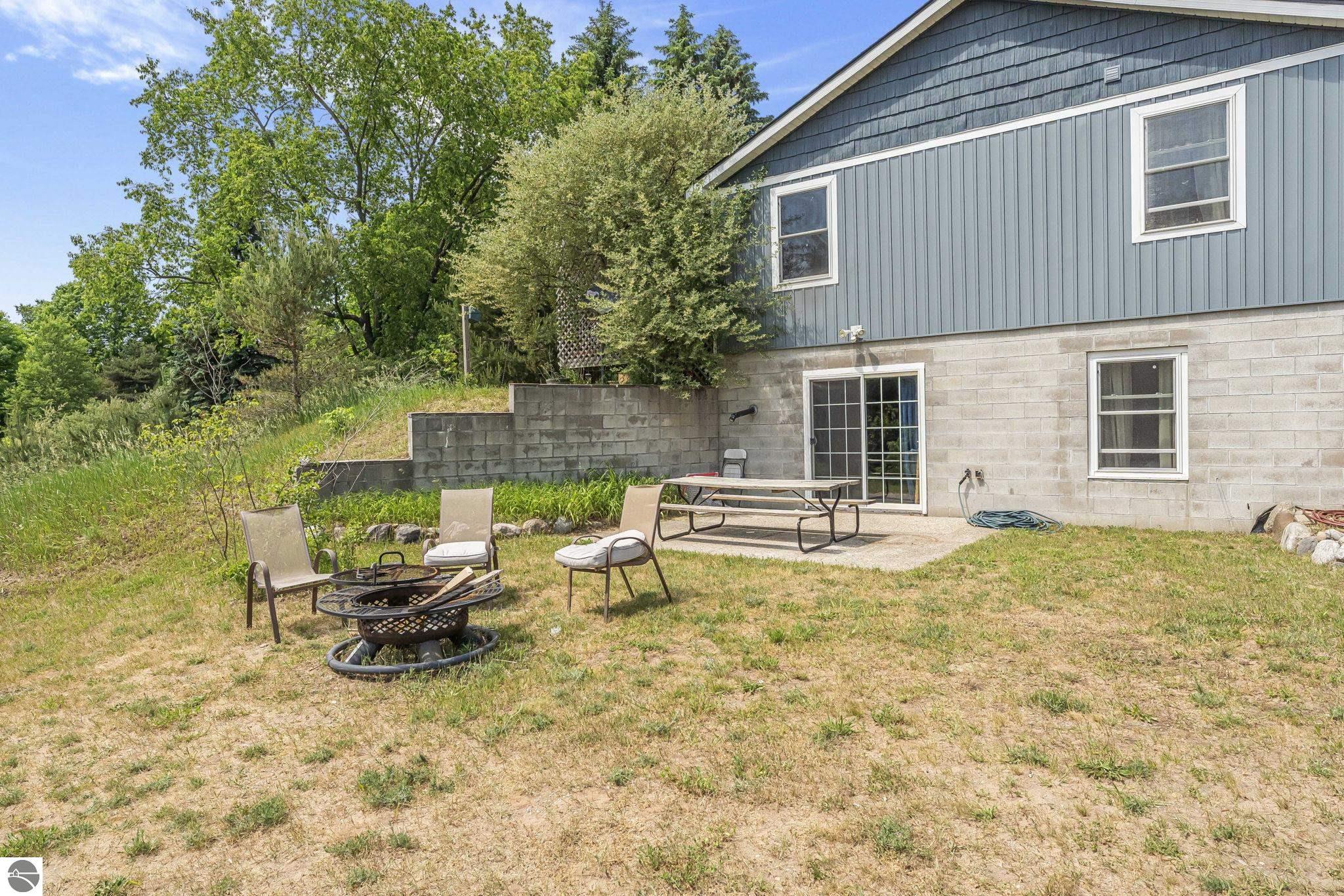 390 S Marshall Road