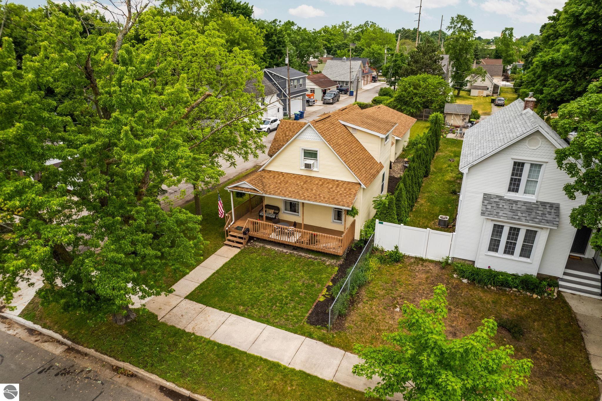 115 E Thirteenth Street