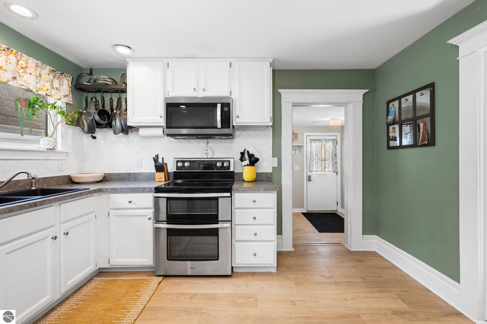 115 E Thirteenth Street