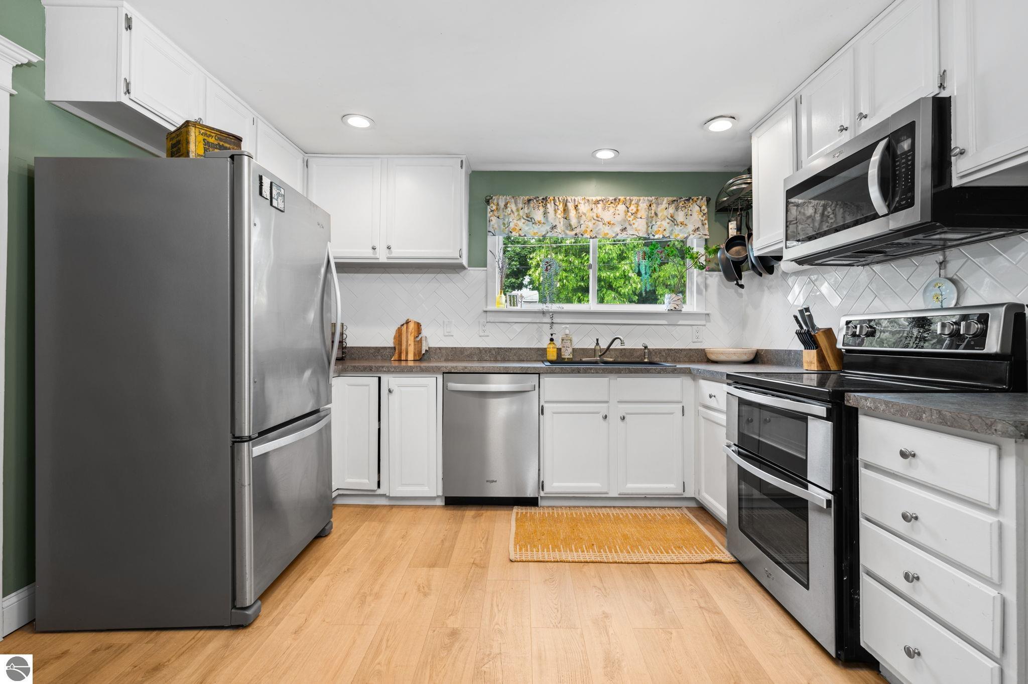 115 E Thirteenth Street