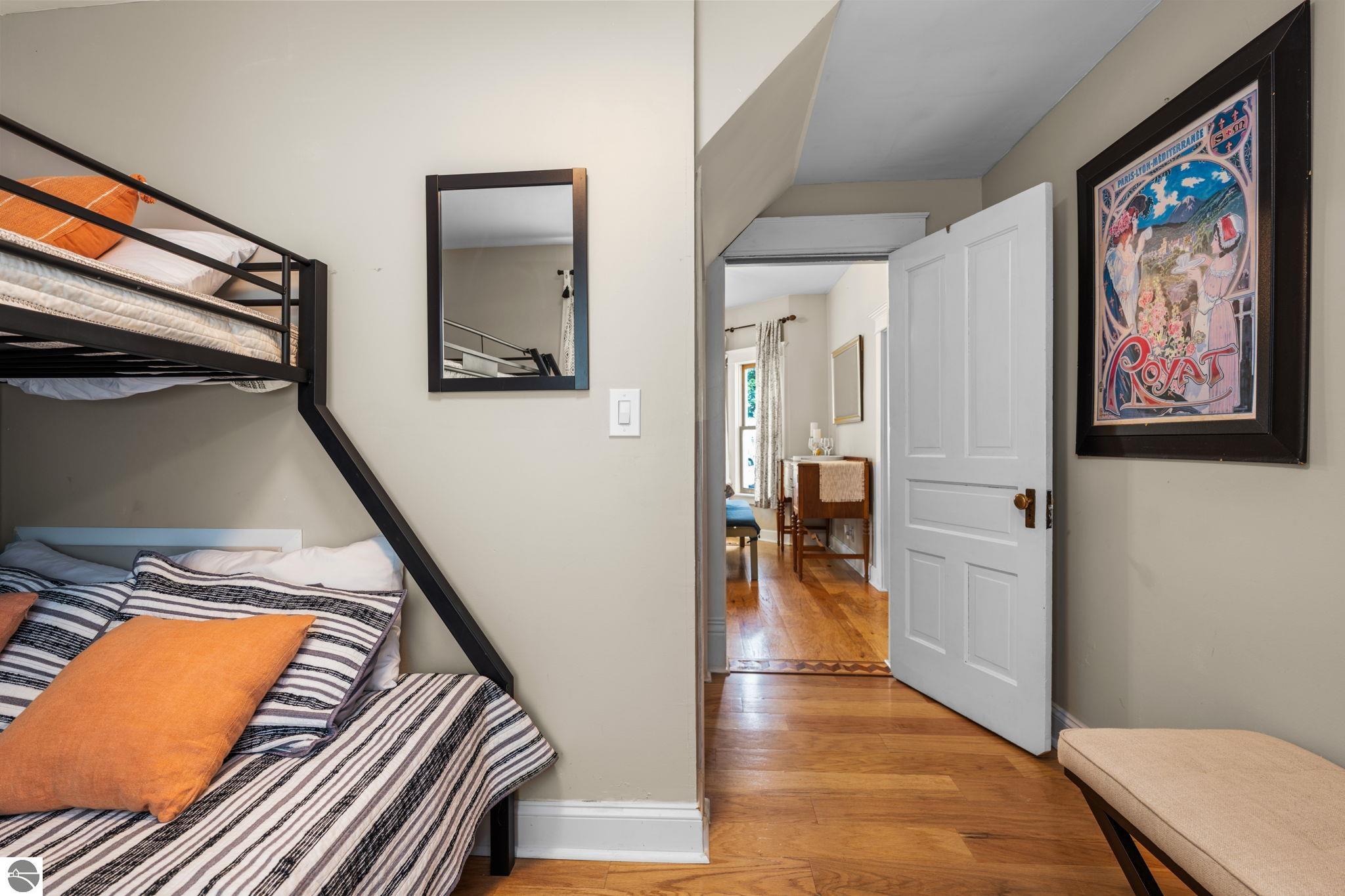 115 E Thirteenth Street