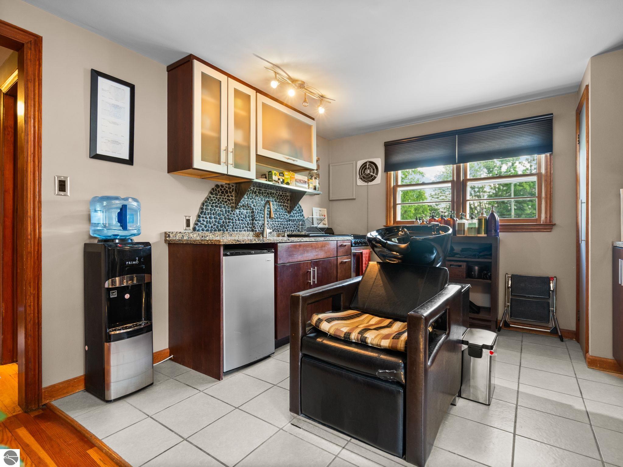 535 W Twelfth Street