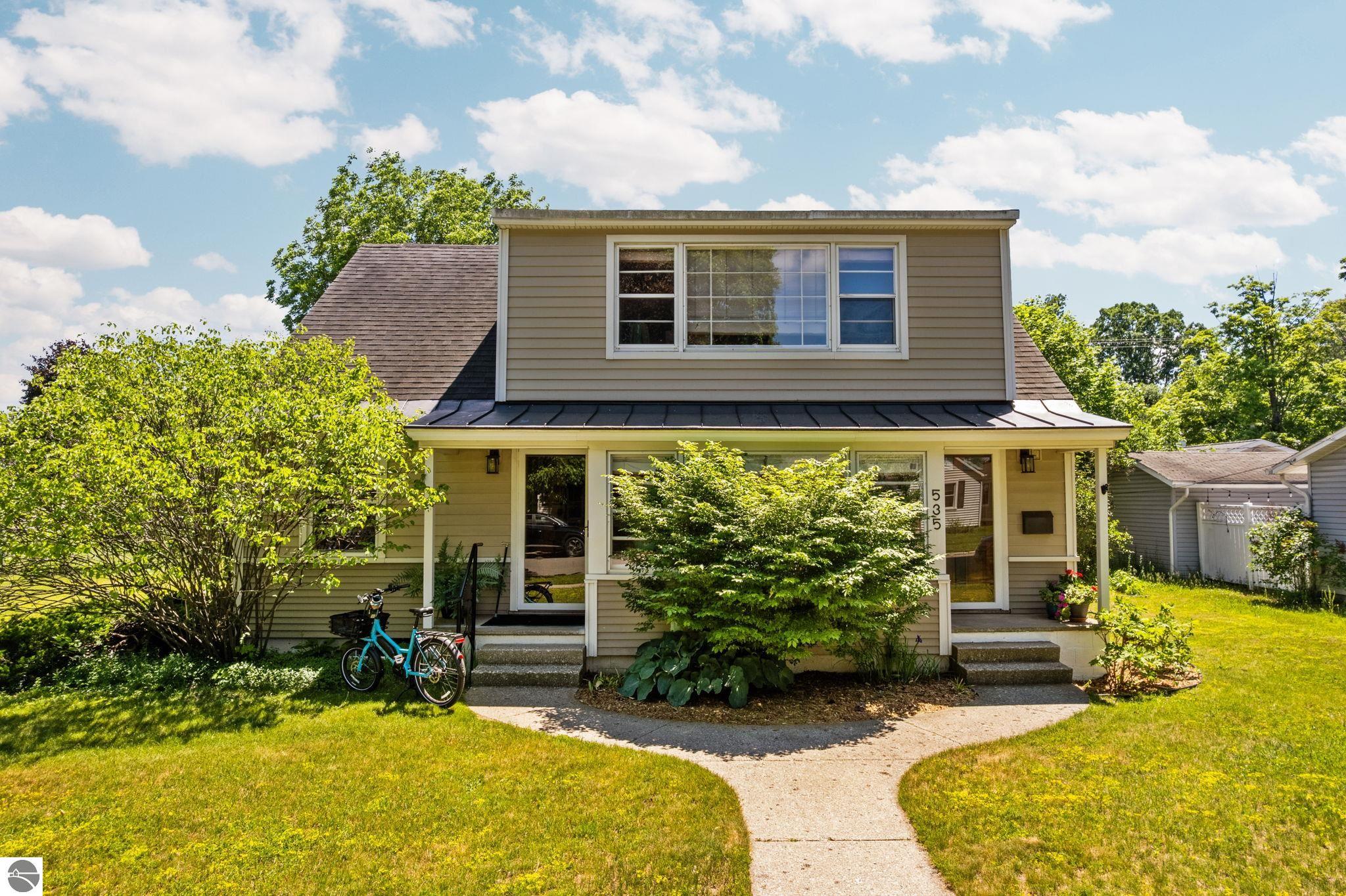 535 W Twelfth Street