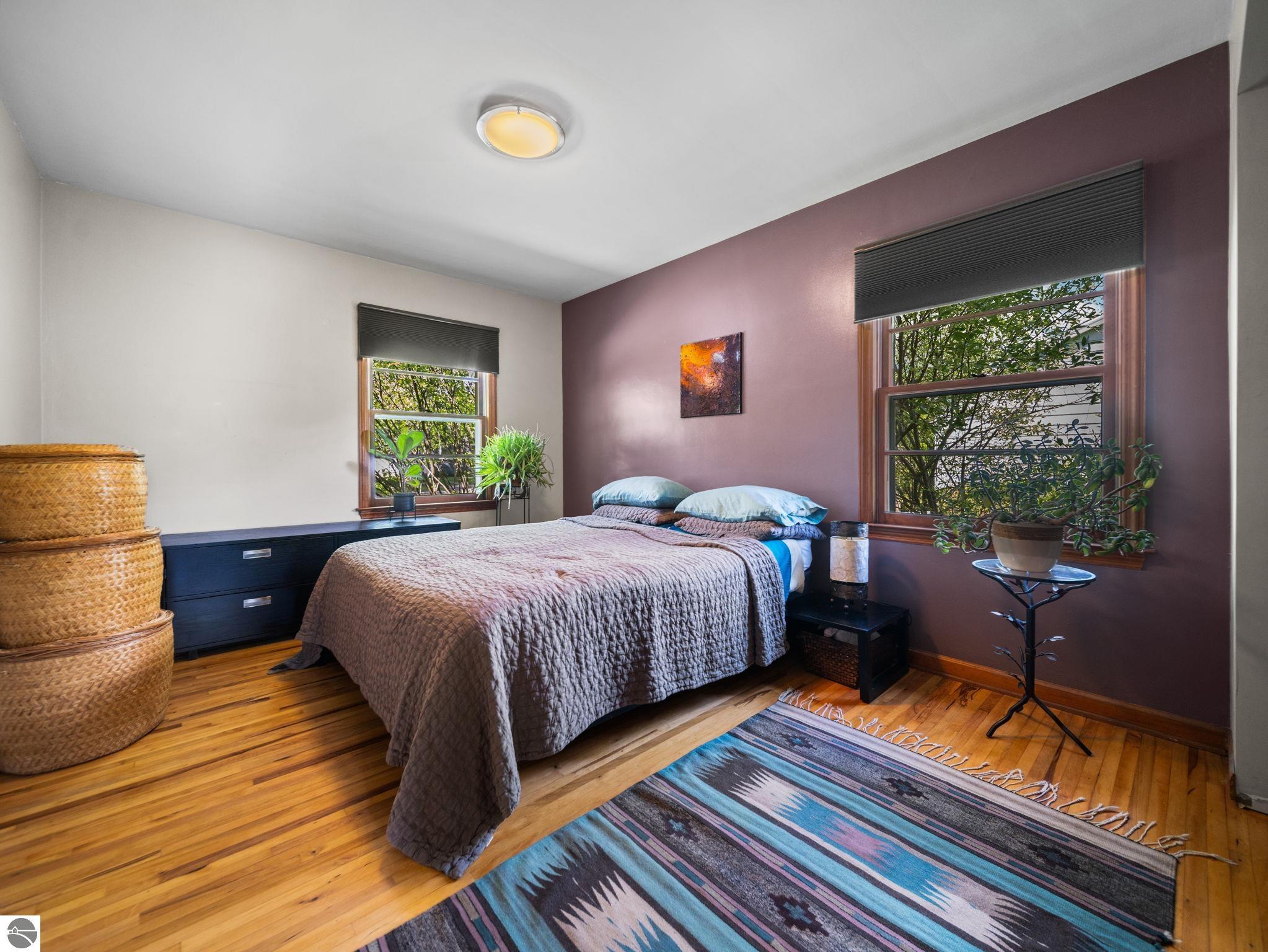 535 W Twelfth Street