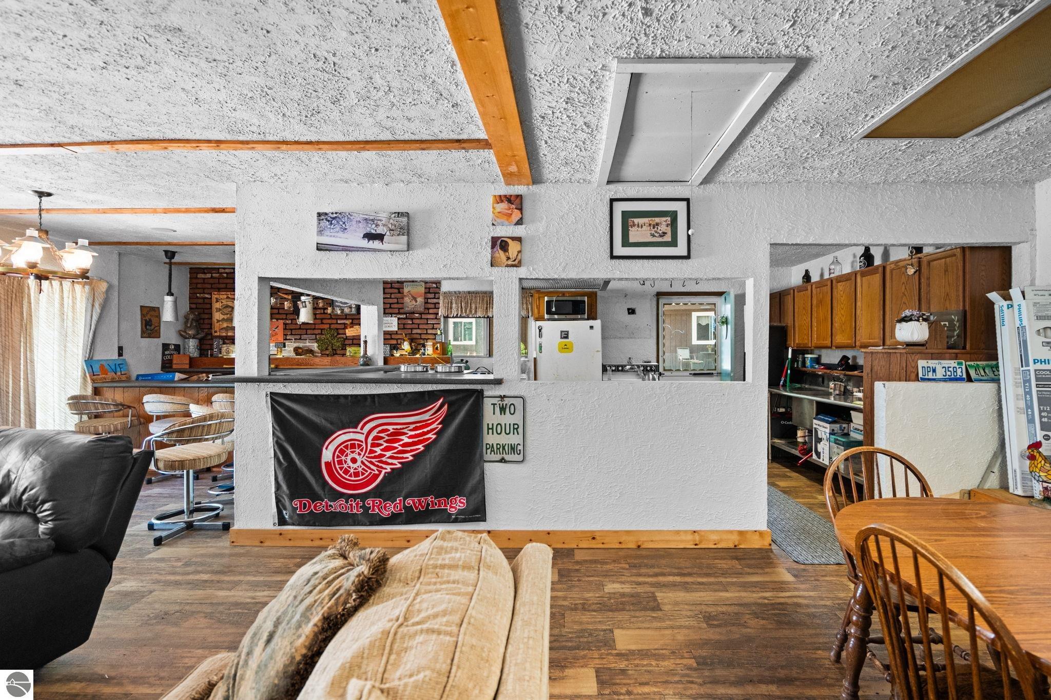 5596 NE Rita Drive