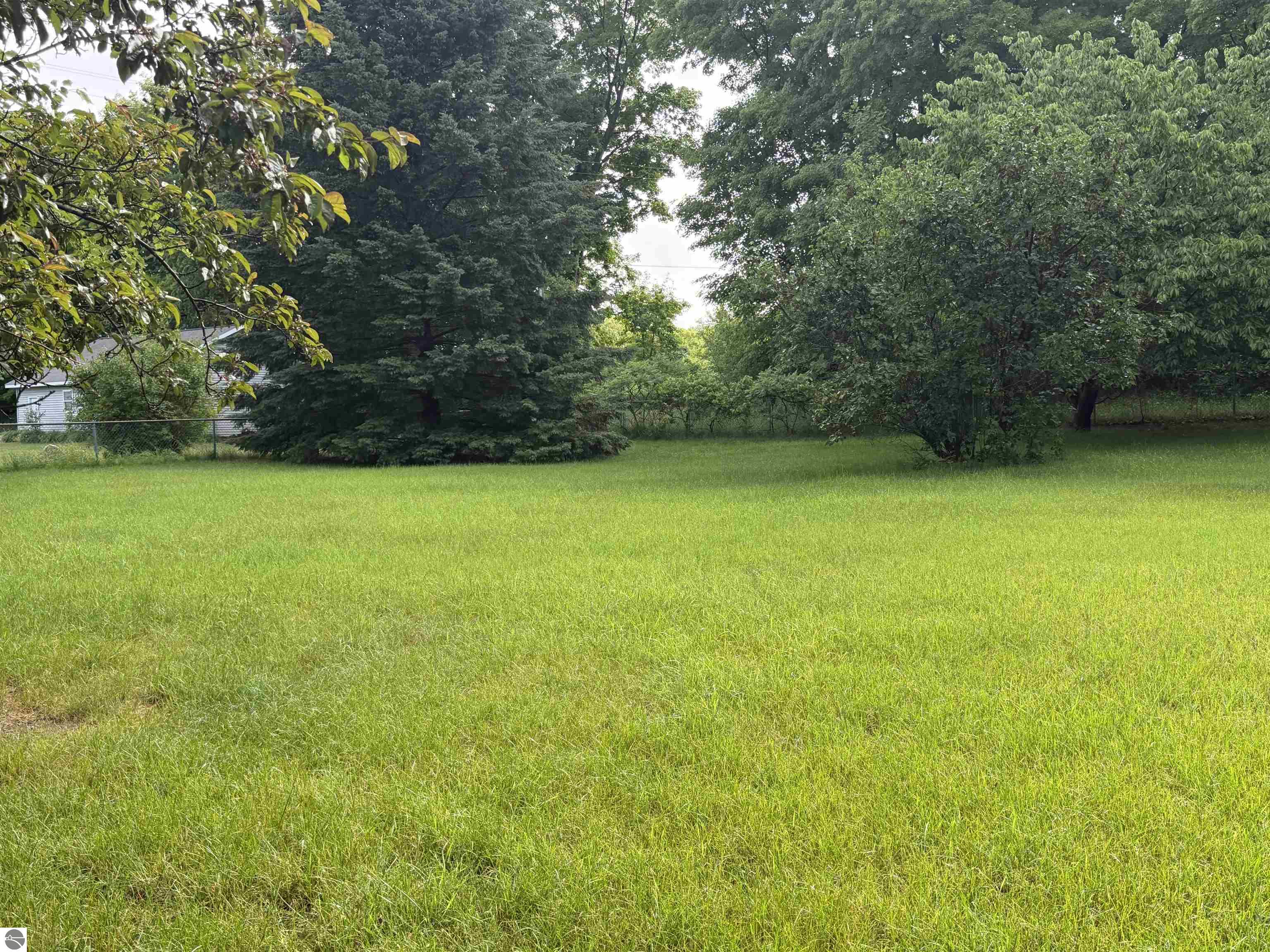 13686 Hedeen Drive