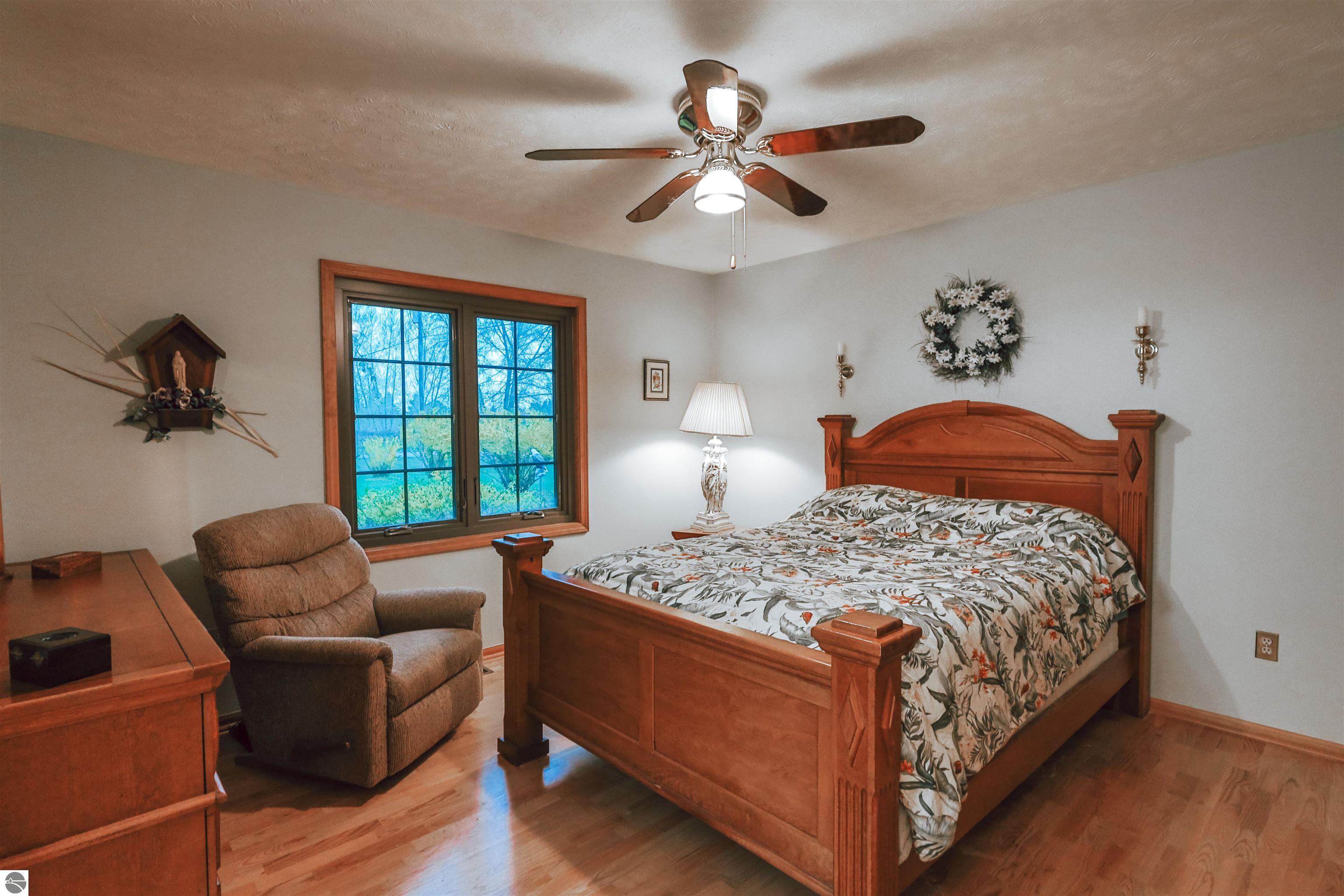 13686 Hedeen Drive
