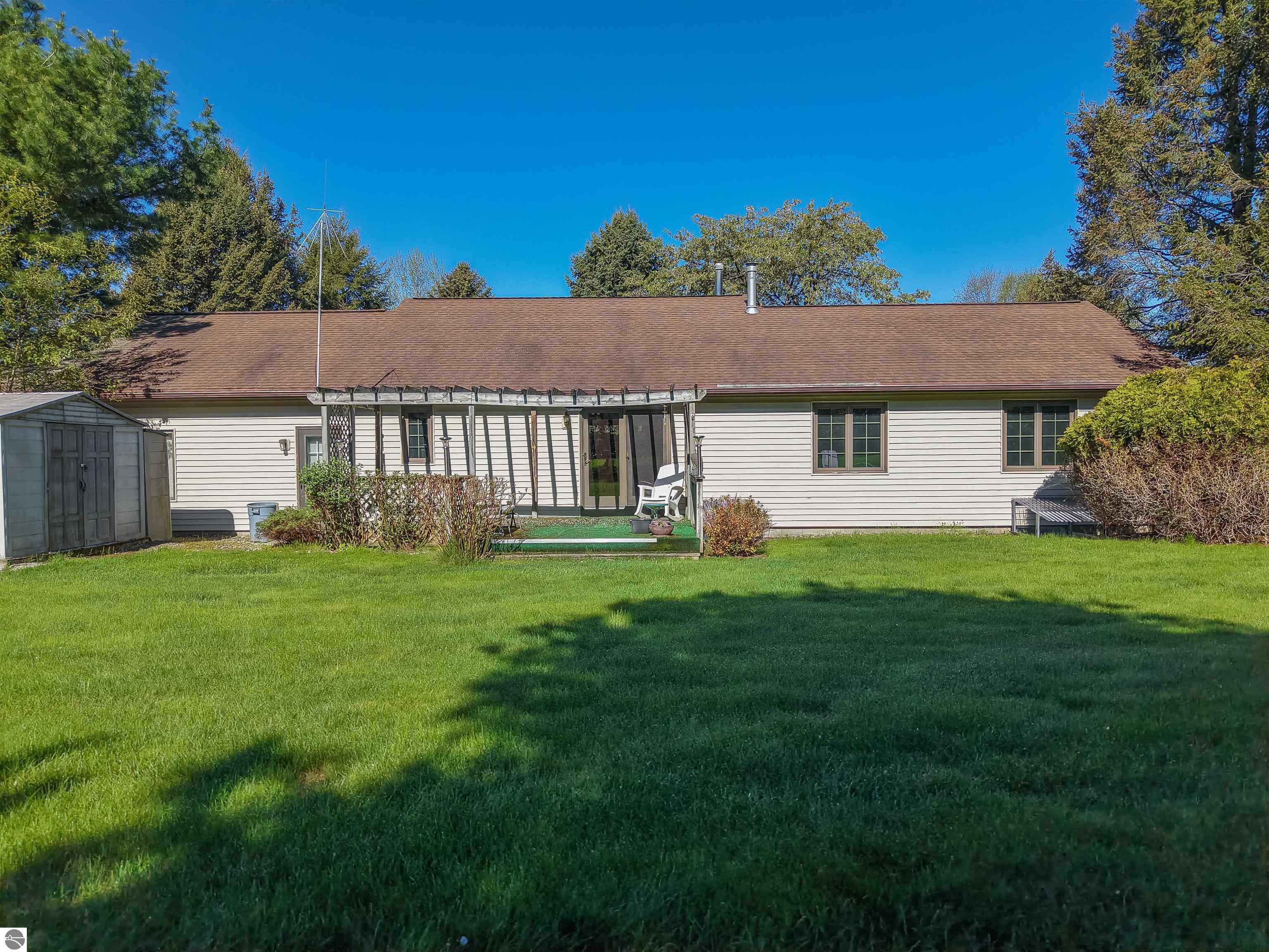 13686 Hedeen Drive