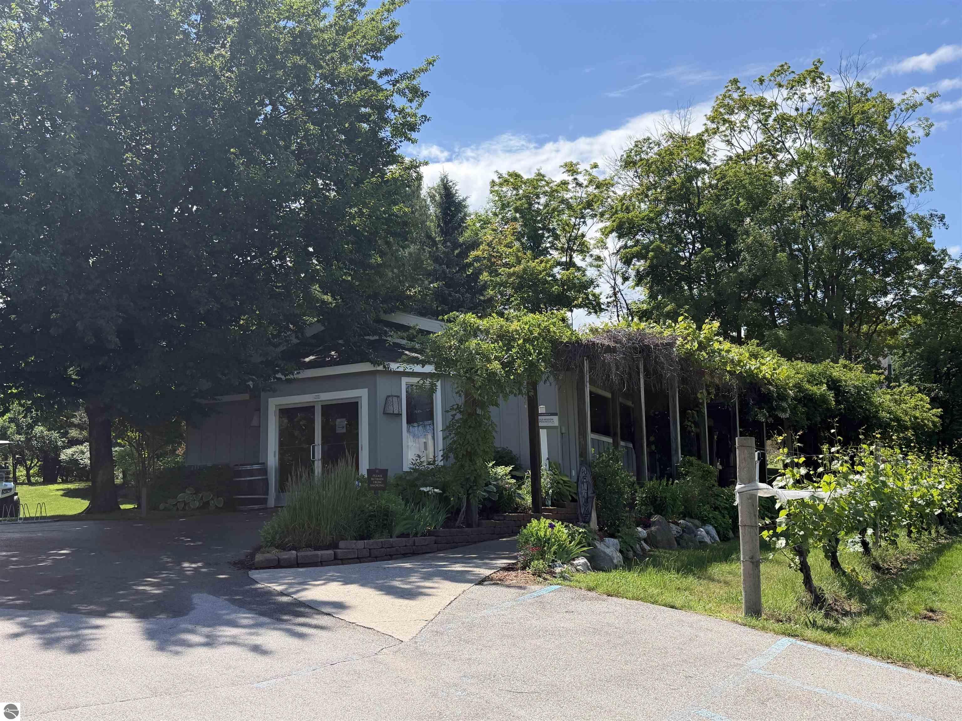 13686 Hedeen Drive