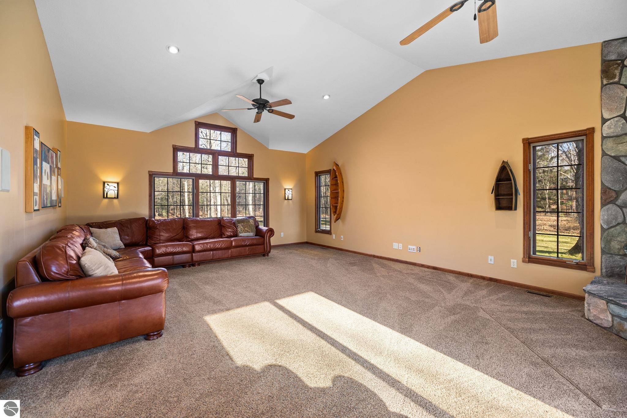 15445 Holly Drive
