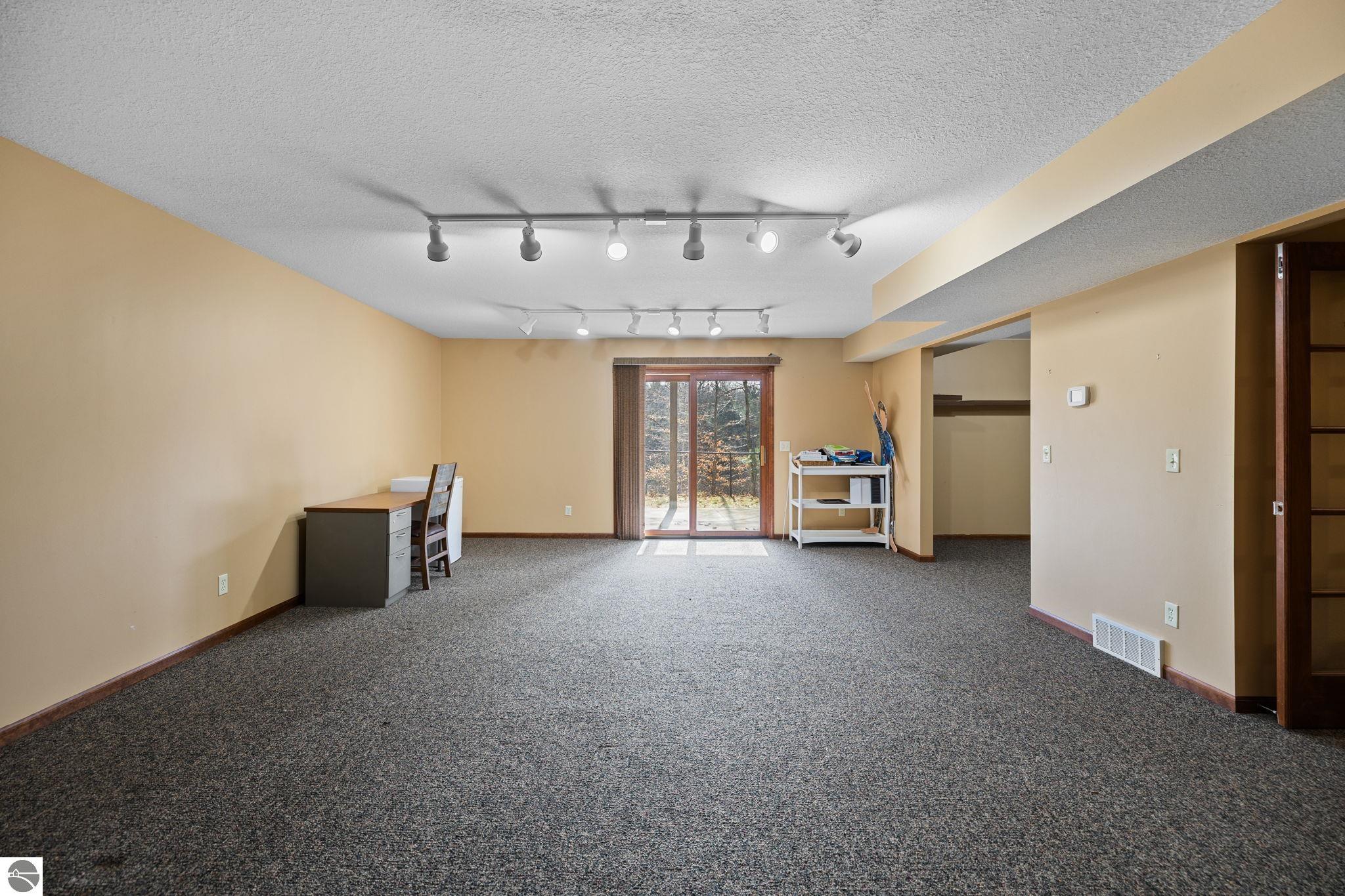 15445 Holly Drive