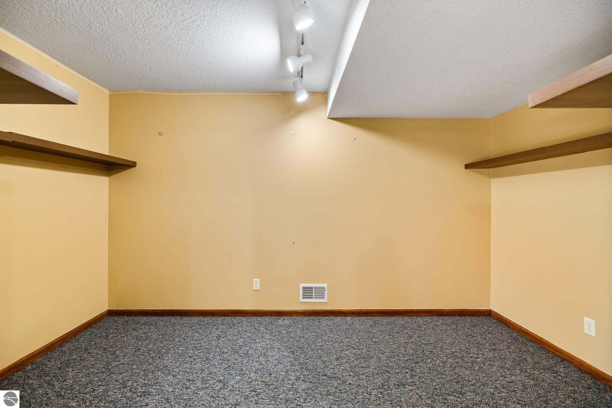 15445 Holly Drive