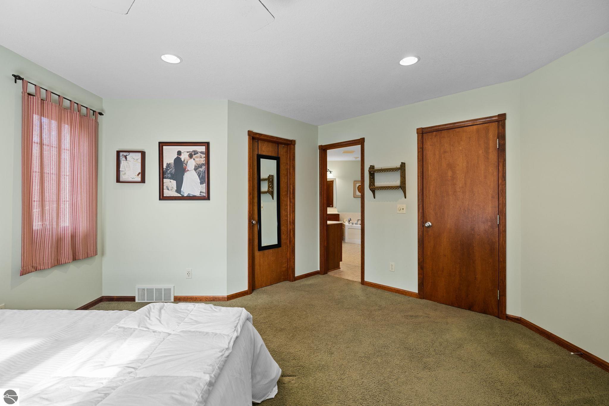 15445 Holly Drive
