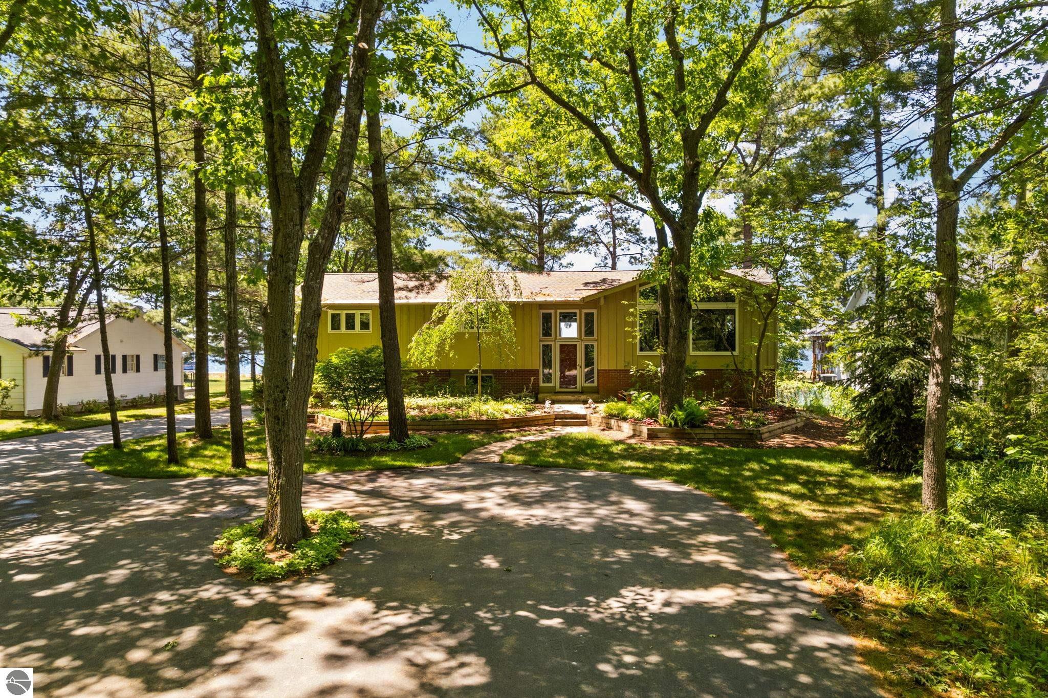 6793 Deepwater Point Road