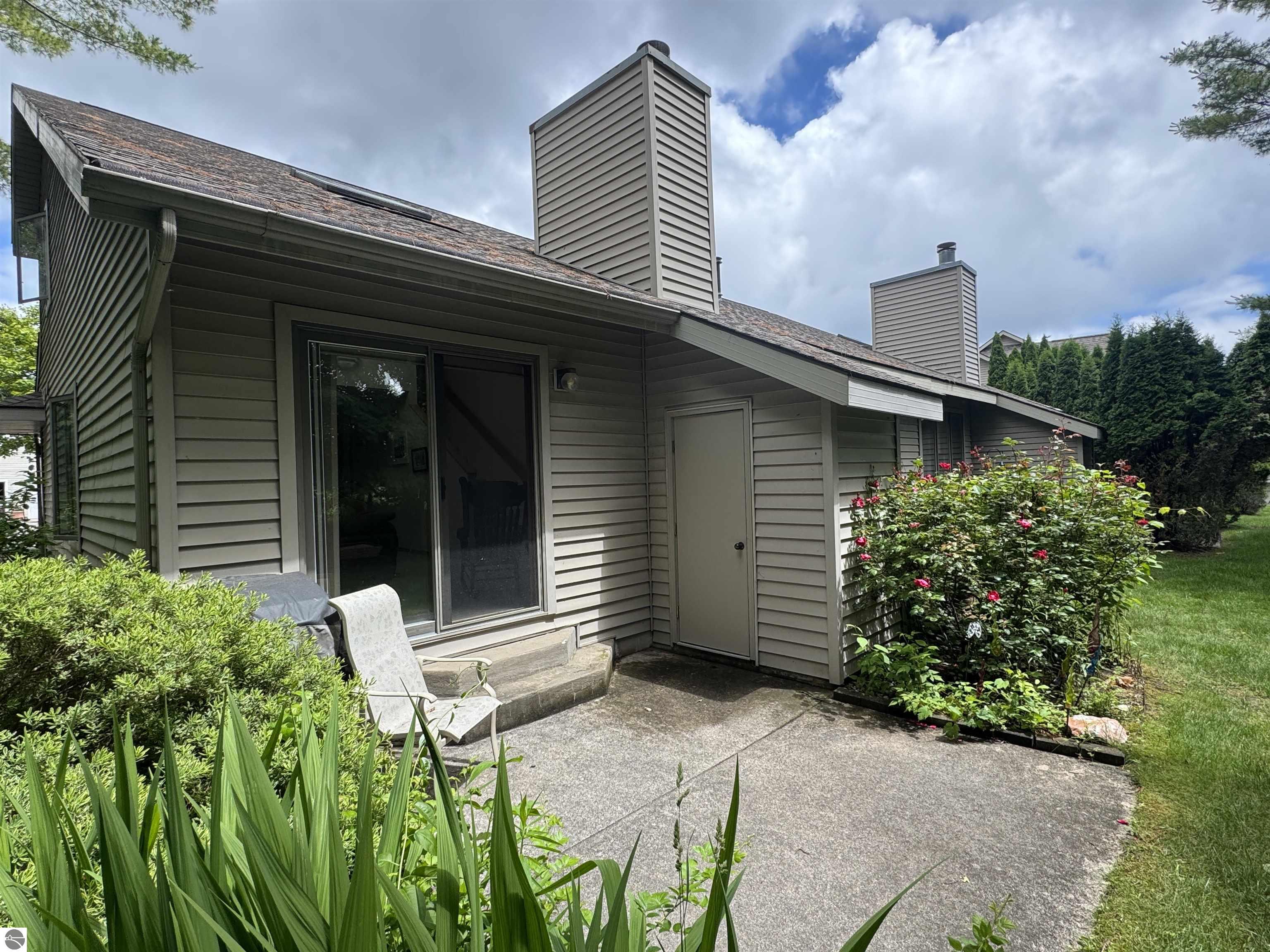 723 N Apple Tree Drive # 18