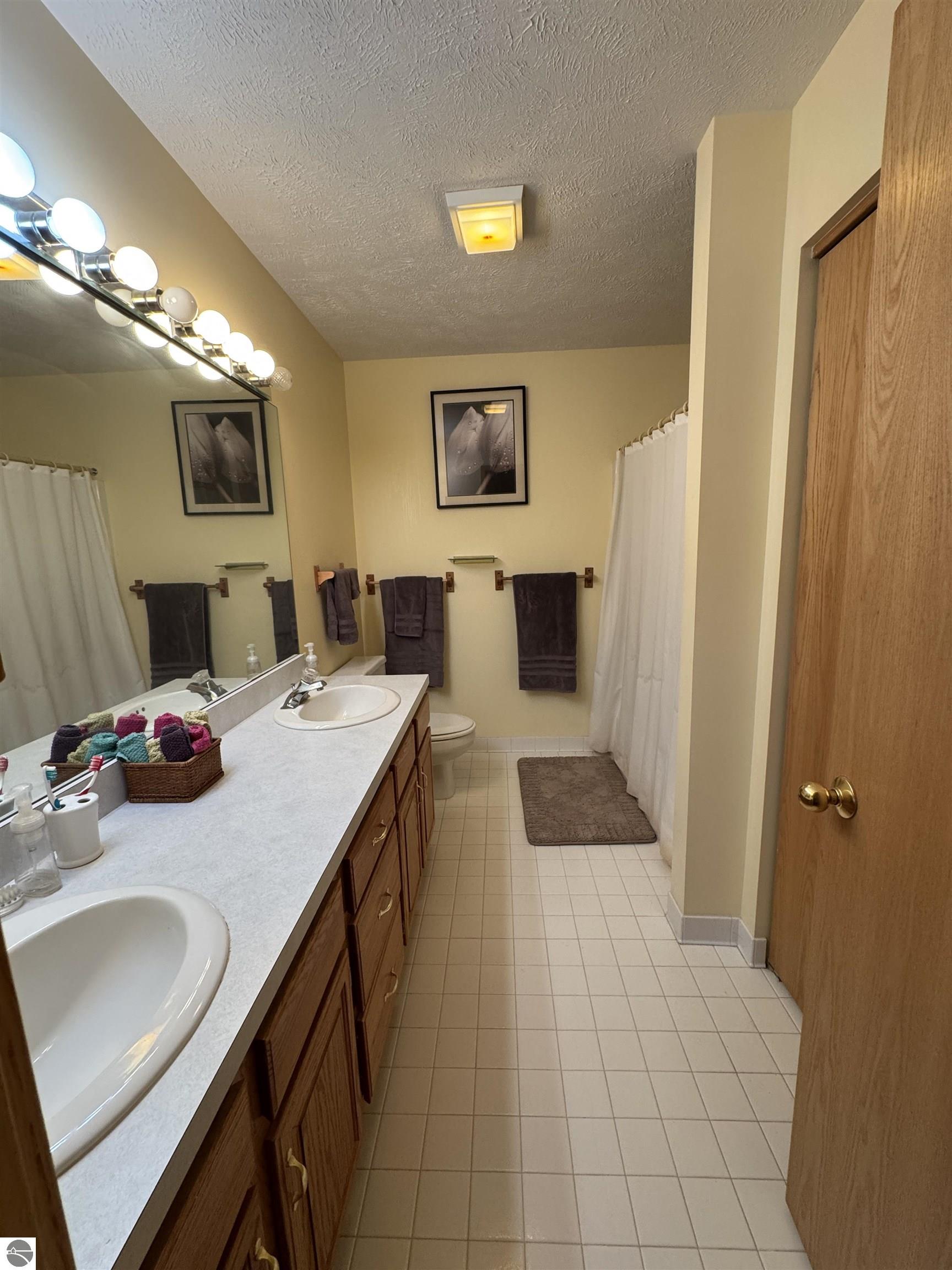 723 N Apple Tree Drive # 18