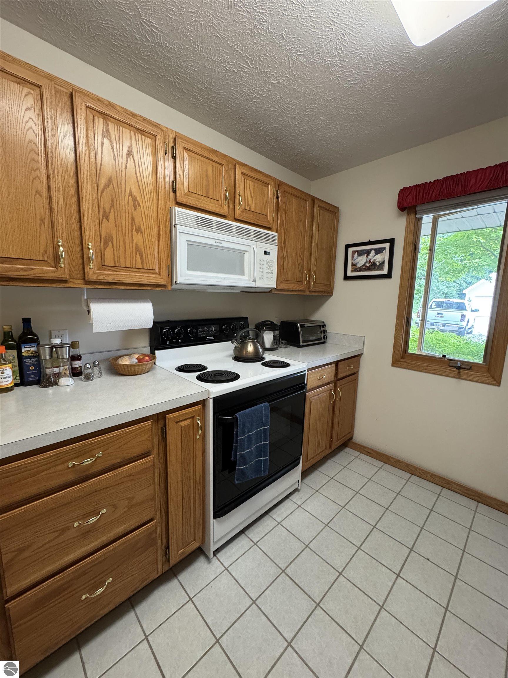 723 N Apple Tree Drive # 18
