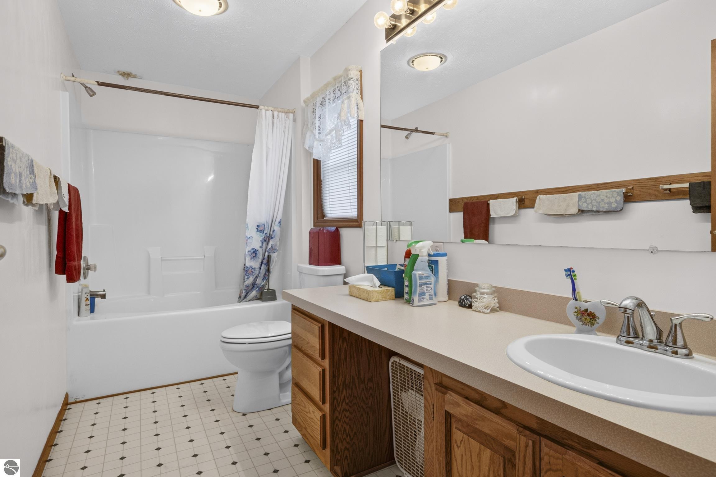 16043 Wagner Road