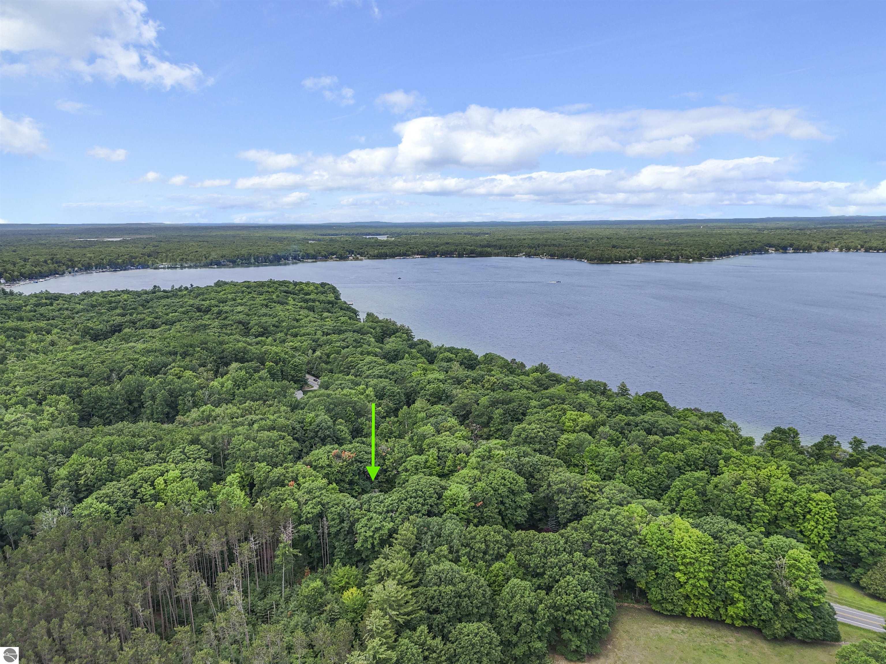 712 N South Long Lake Road