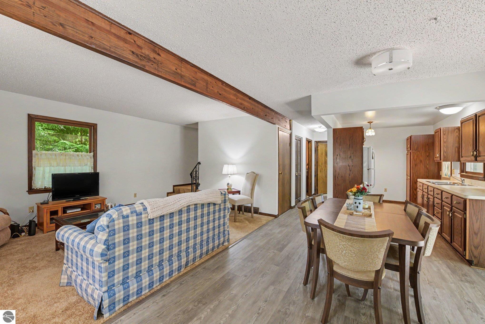 19048 Birch View Trail