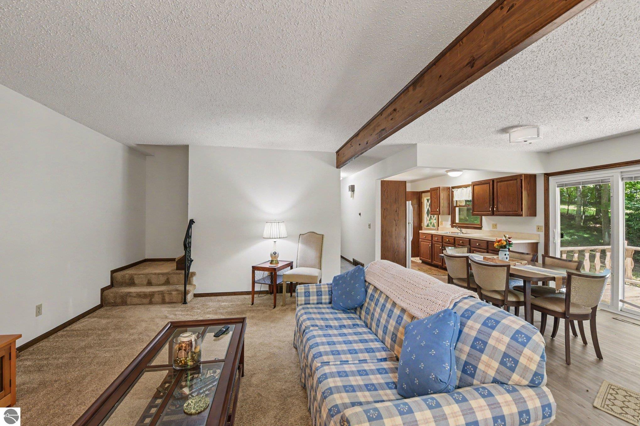 19048 Birch View Trail