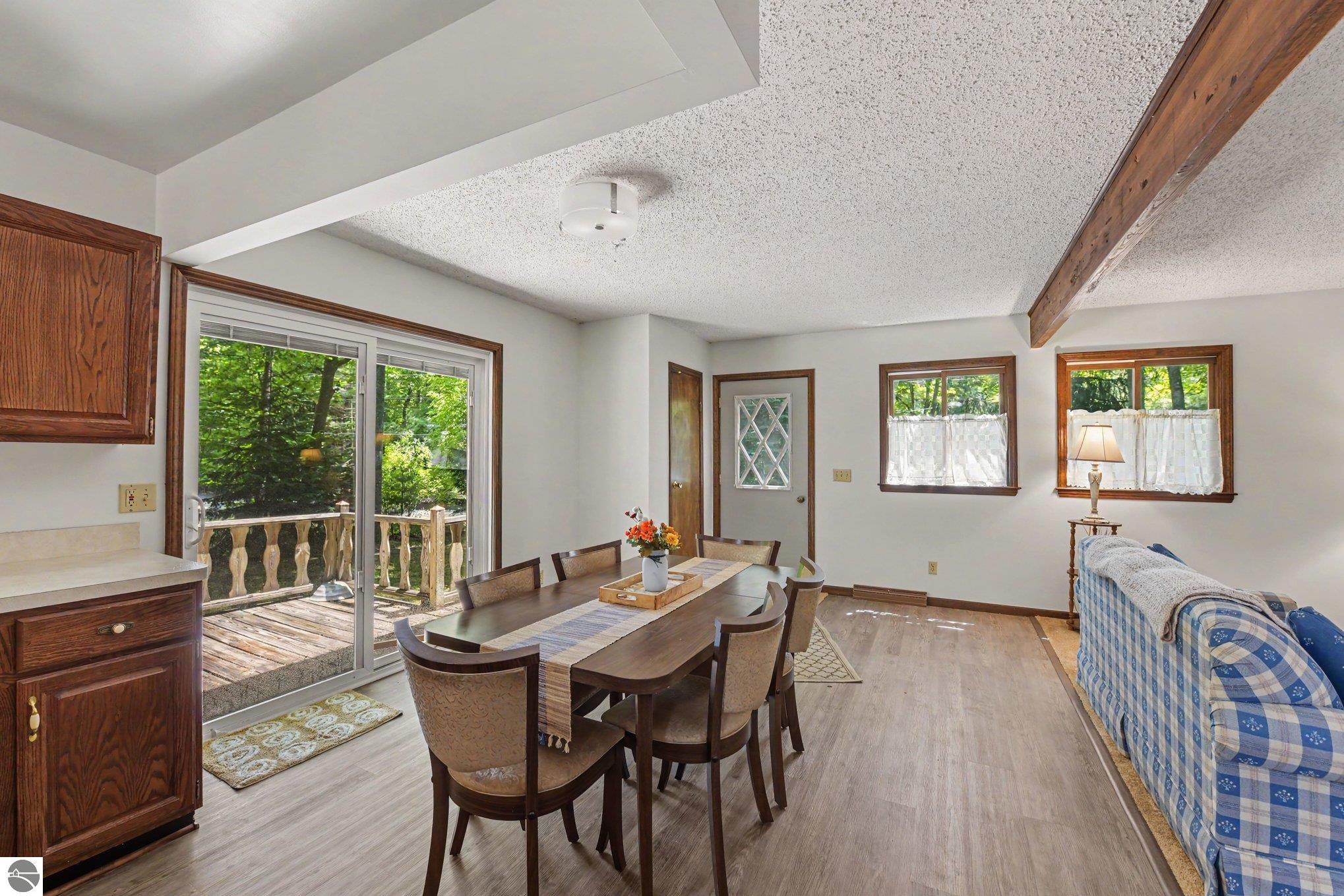 19048 Birch View Trail