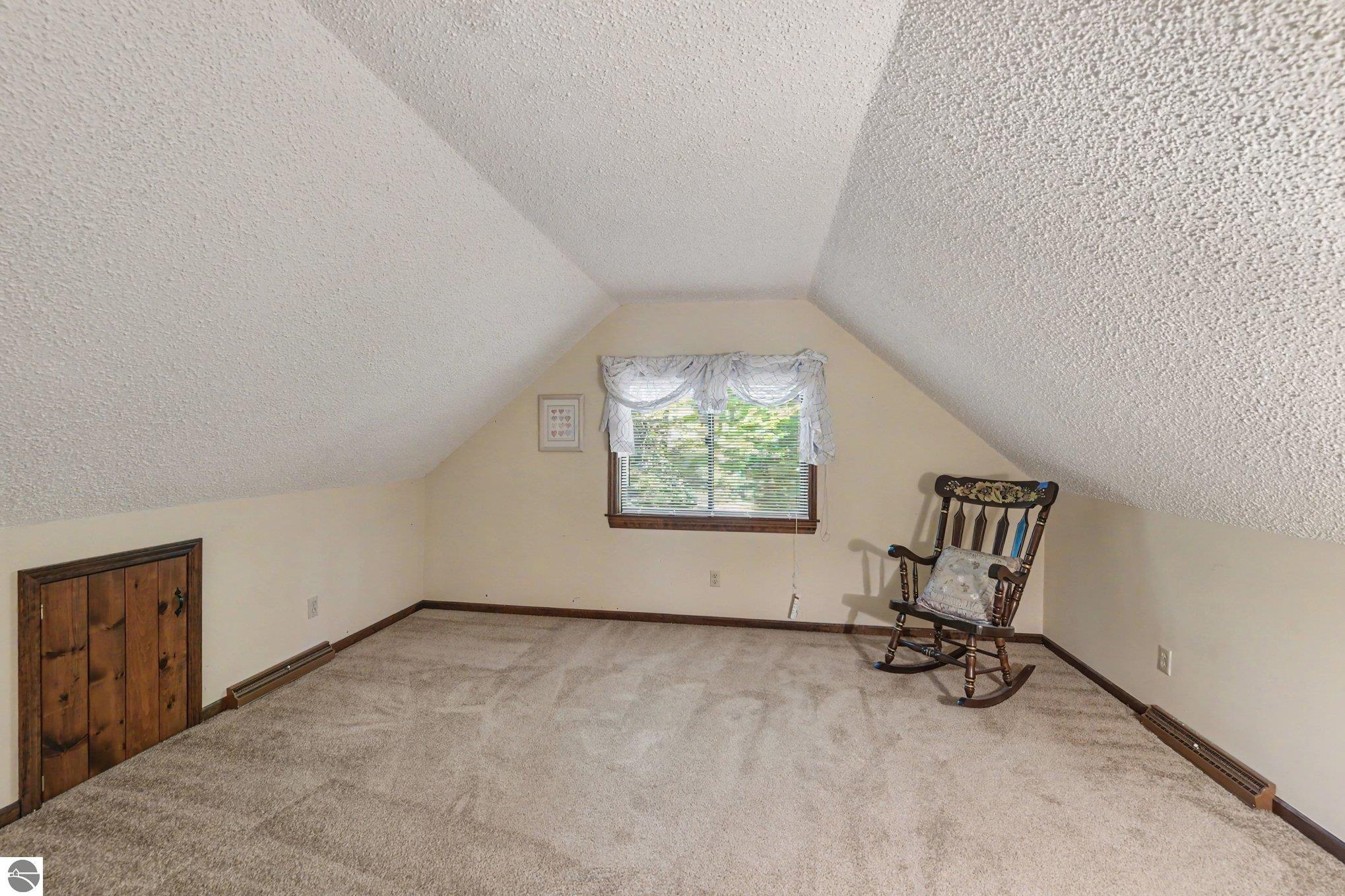 19048 Birch View Trail