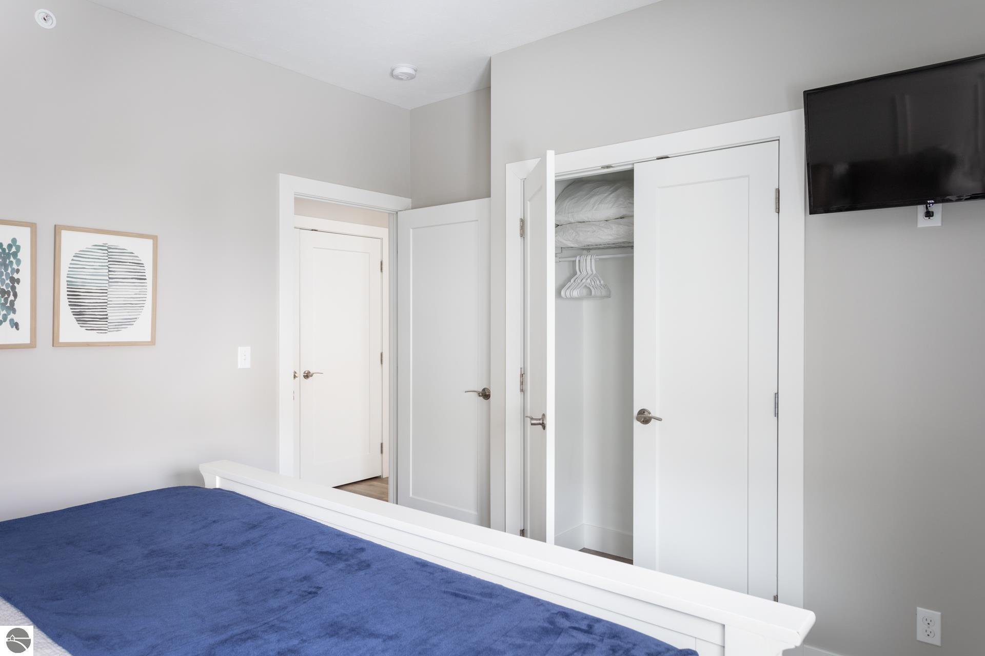 139 E Eighth Street # 107