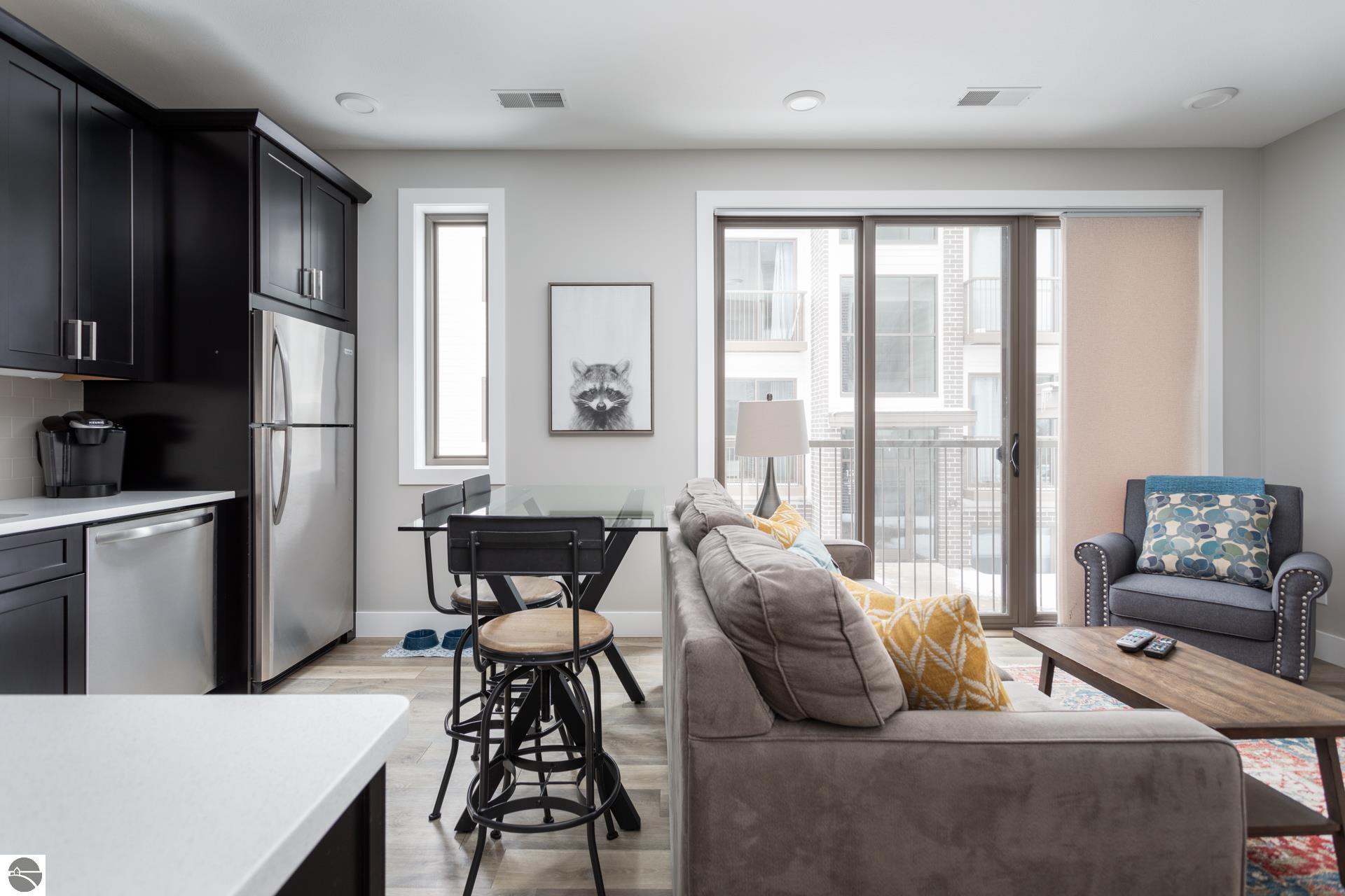 139 E Eighth Street # 107