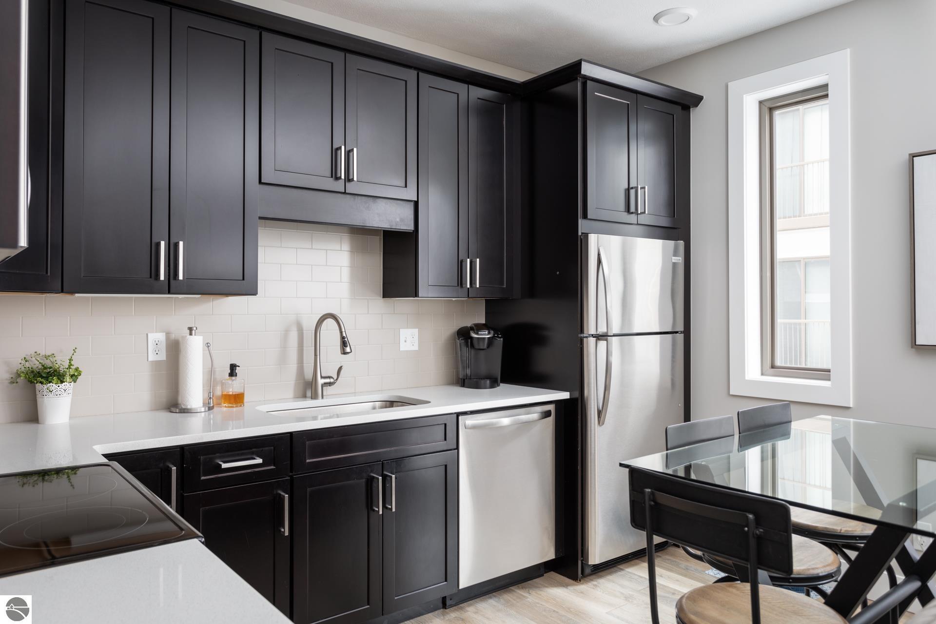 139 E Eighth Street # 107