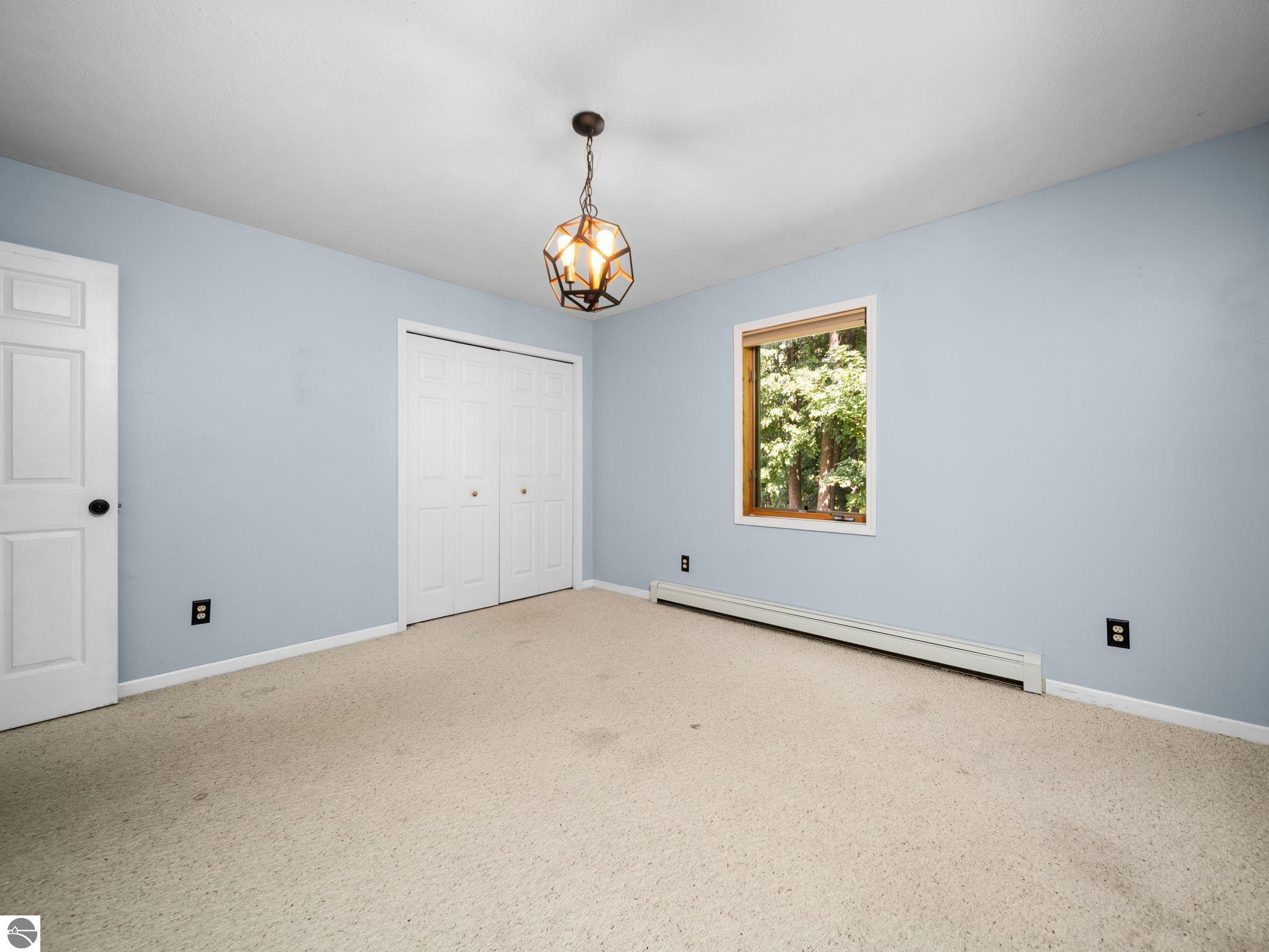 5265 Bates