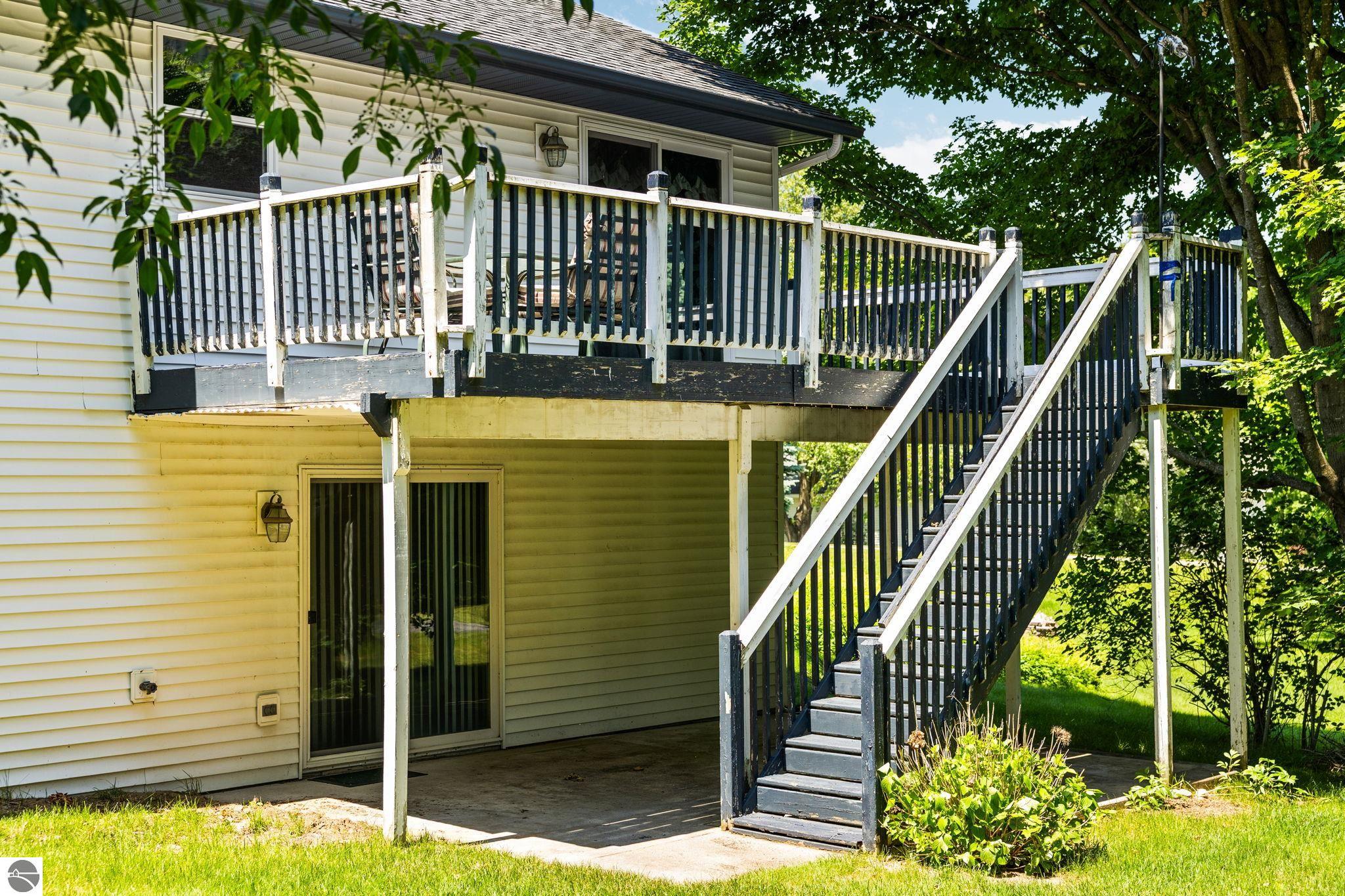 2091 Holland Circle