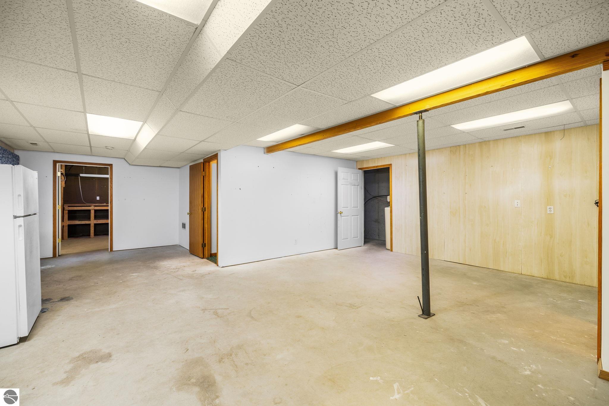 2091 Holland Circle