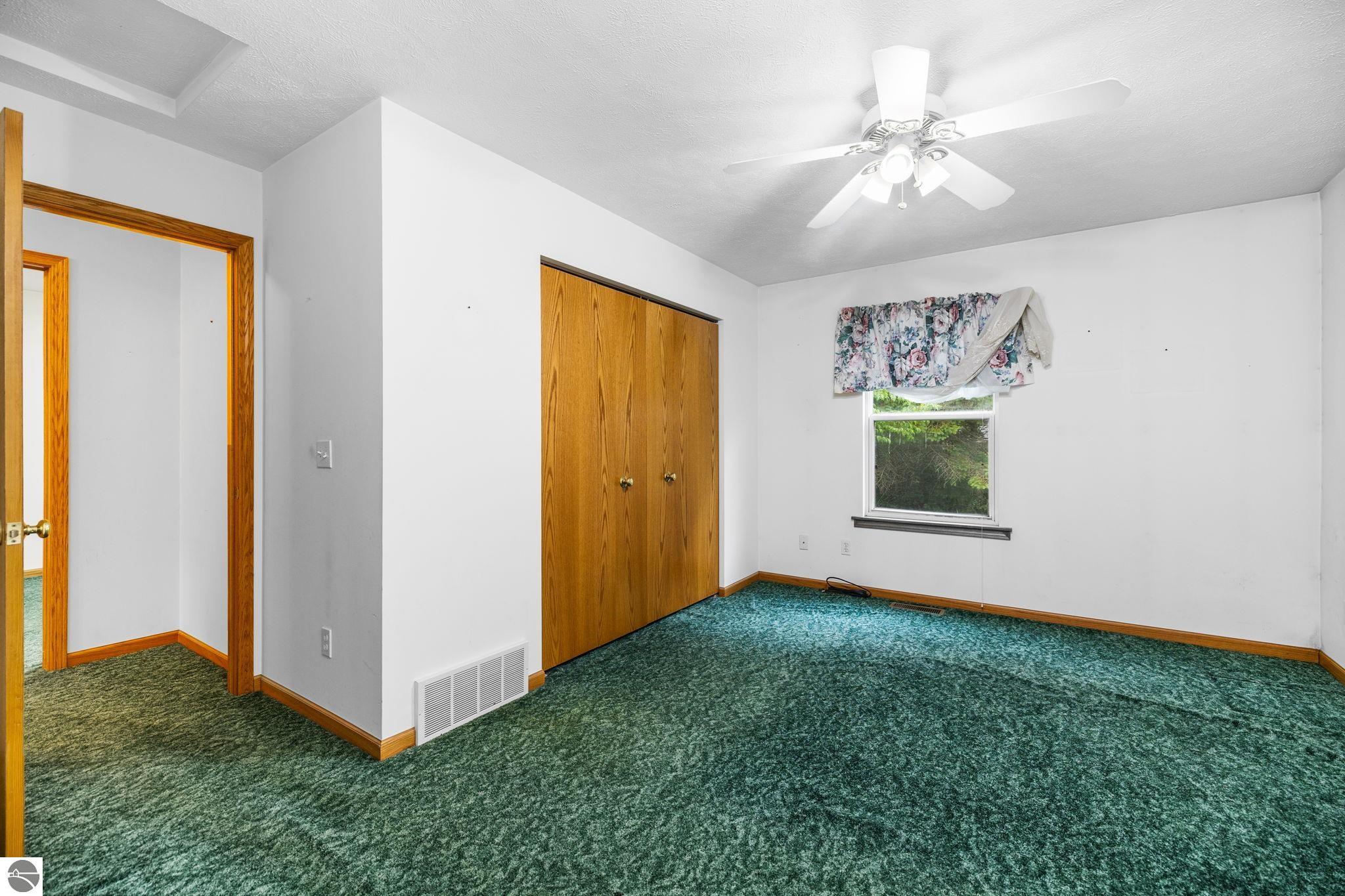 2091 Holland Circle