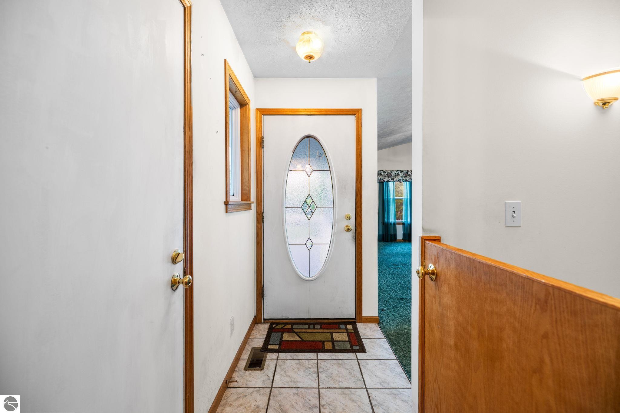 2091 Holland Circle