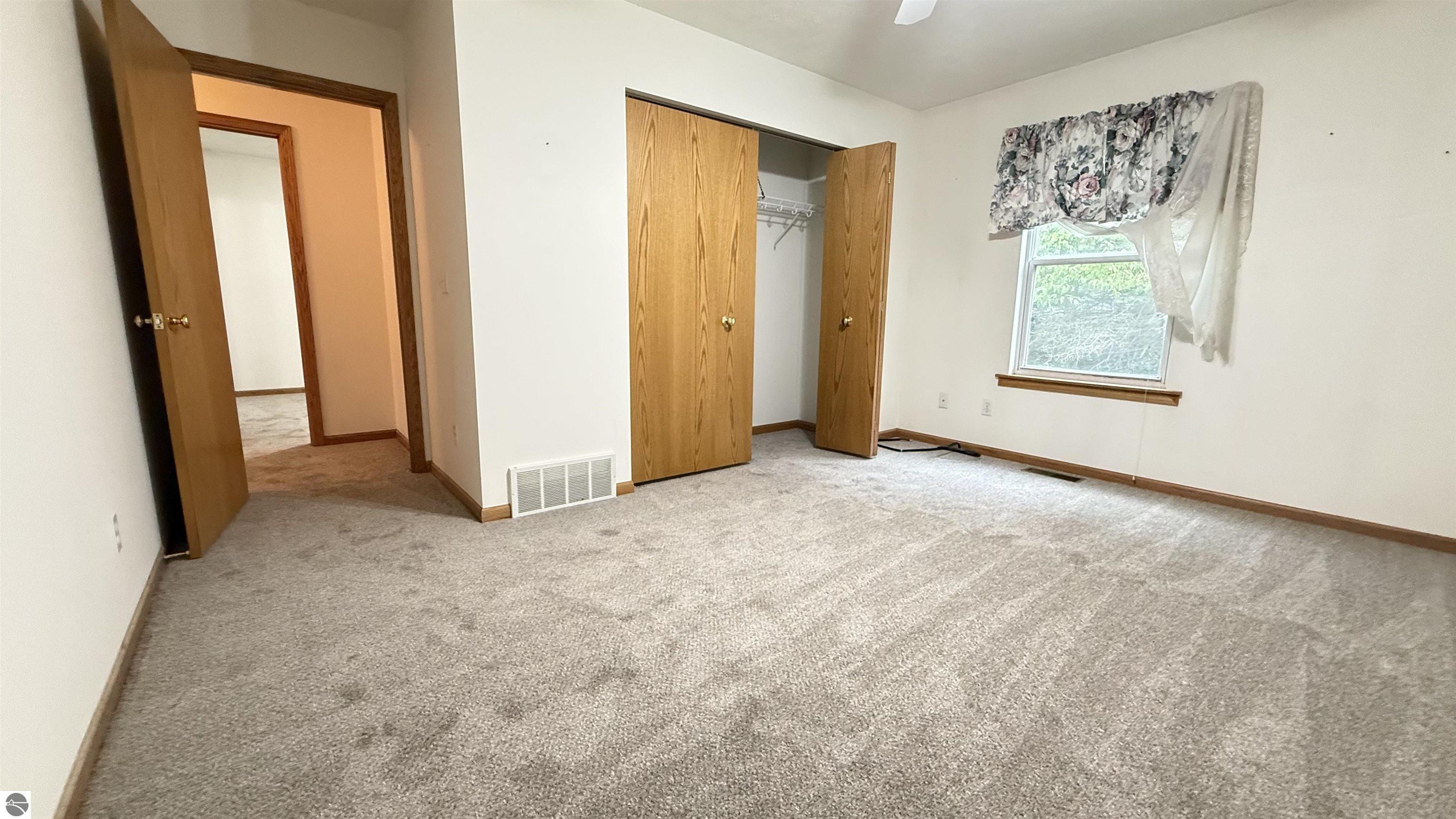 2091 Holland Circle