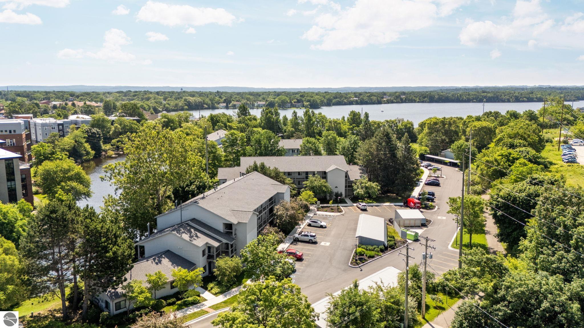 545 Riverine Drive # 201